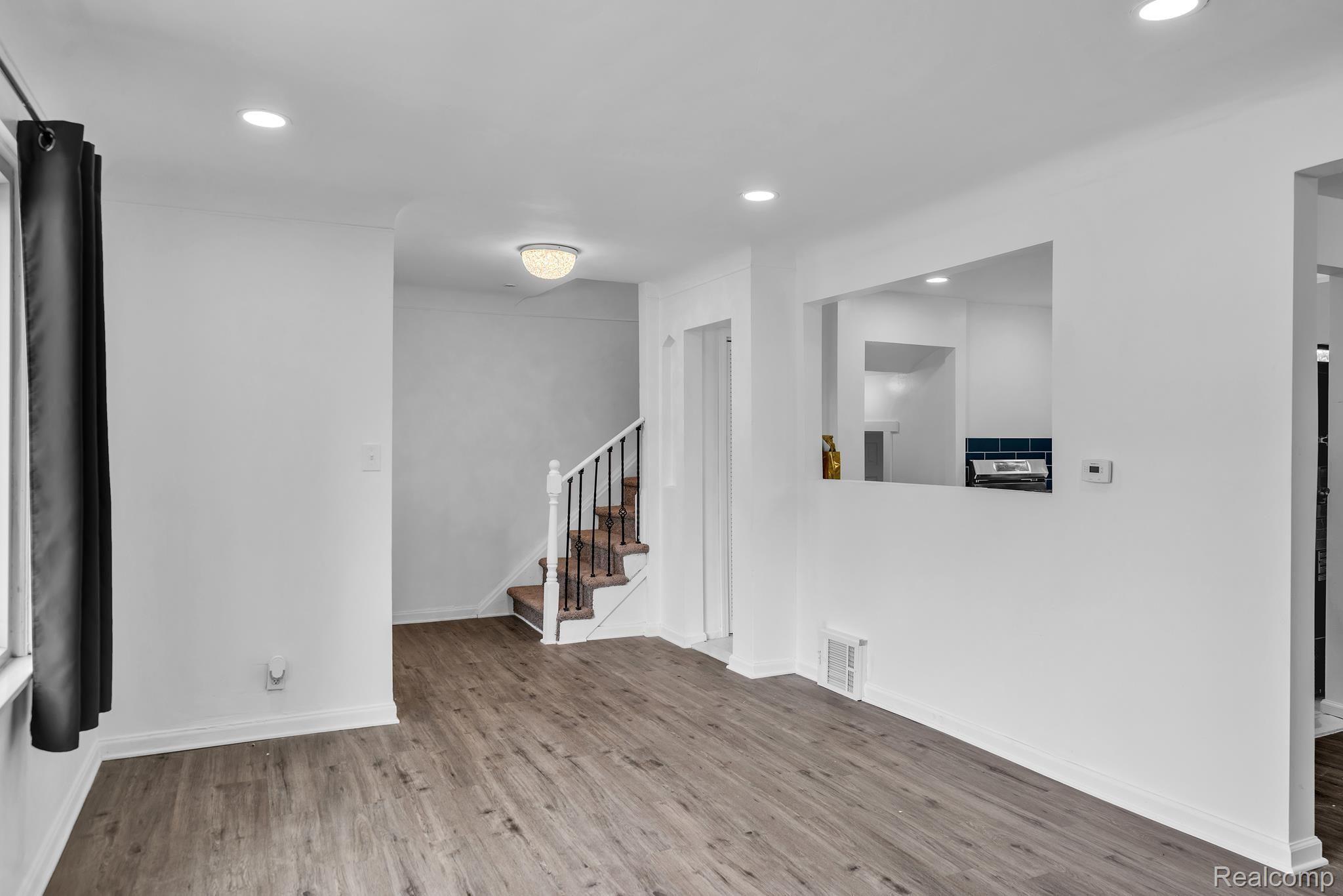 3211 EWALD Circle