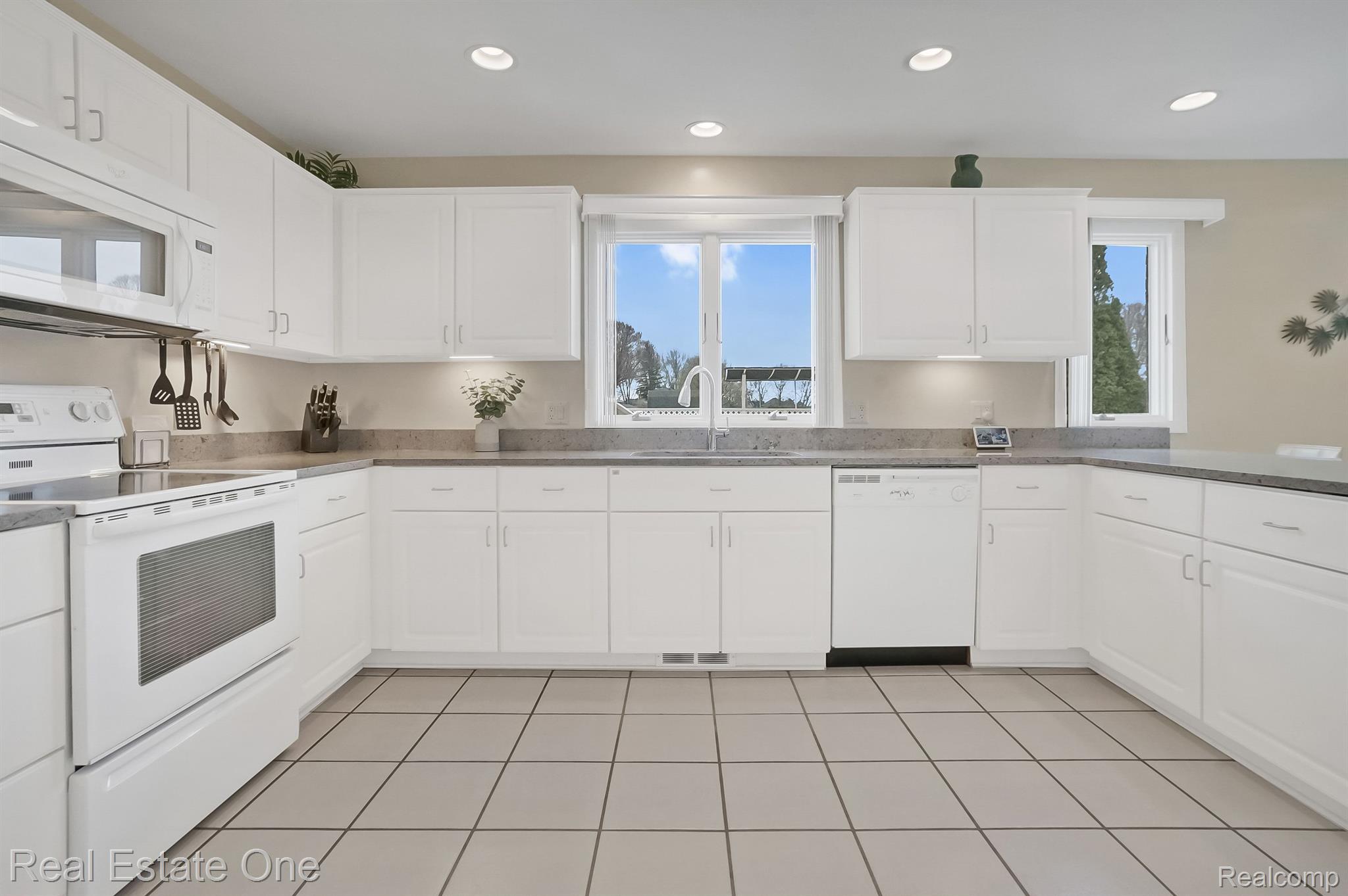 18114 TERESA Drive