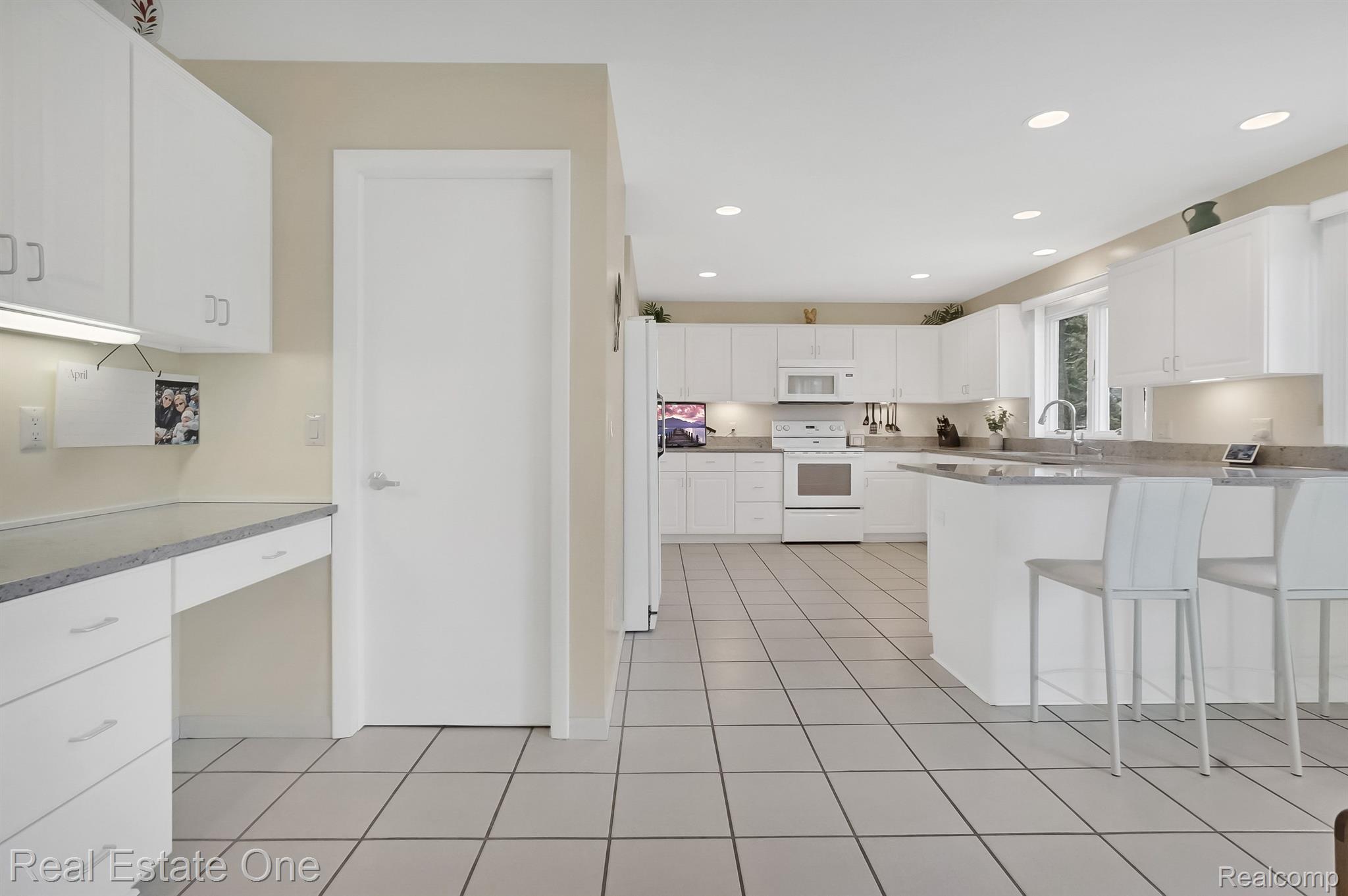 18114 TERESA Drive