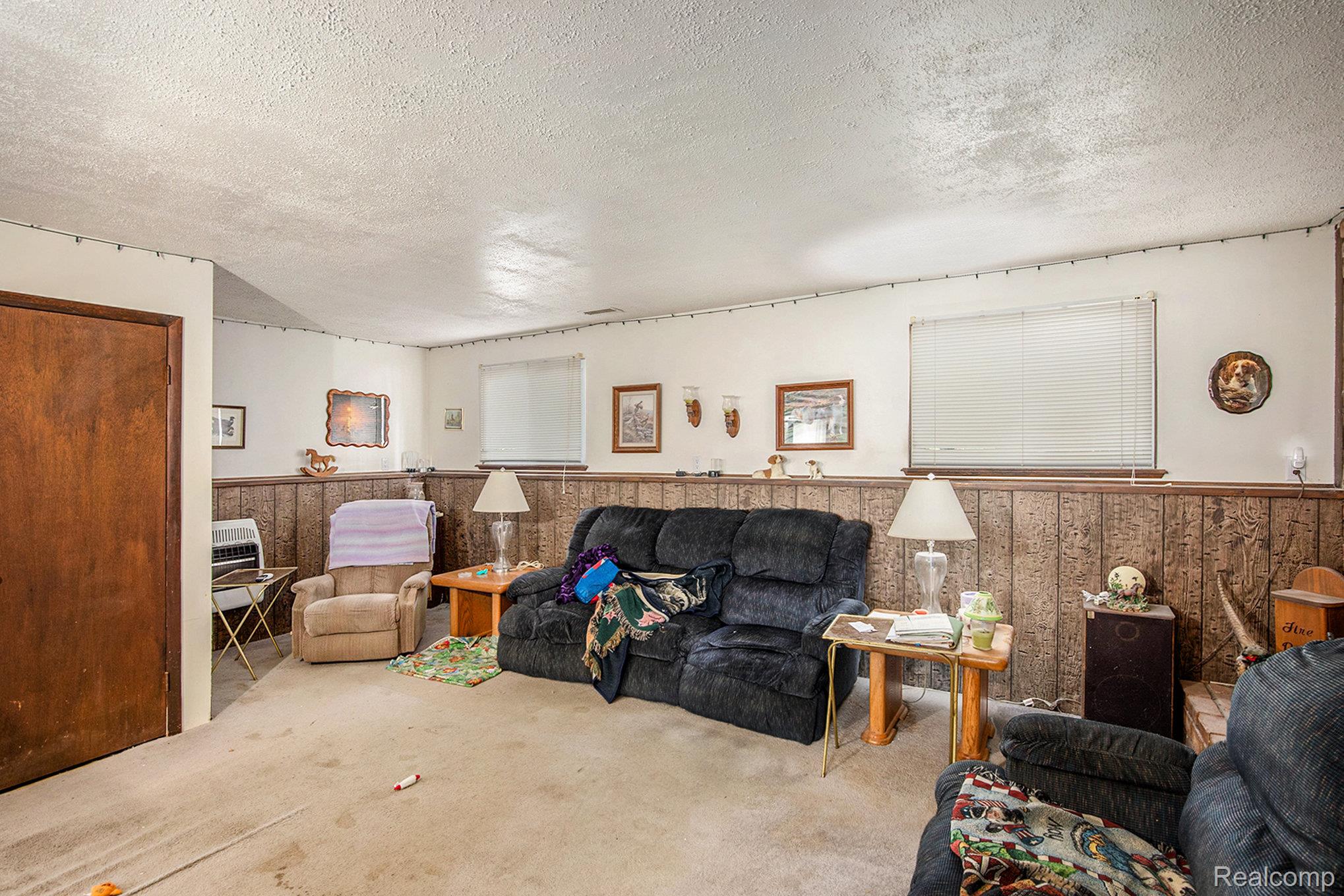 1225 Tonda Drive