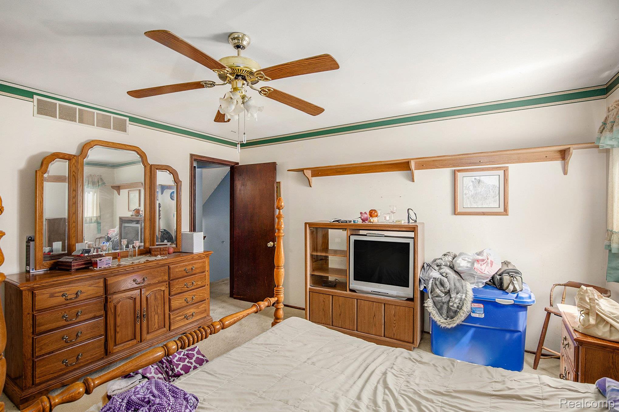 1225 Tonda Drive