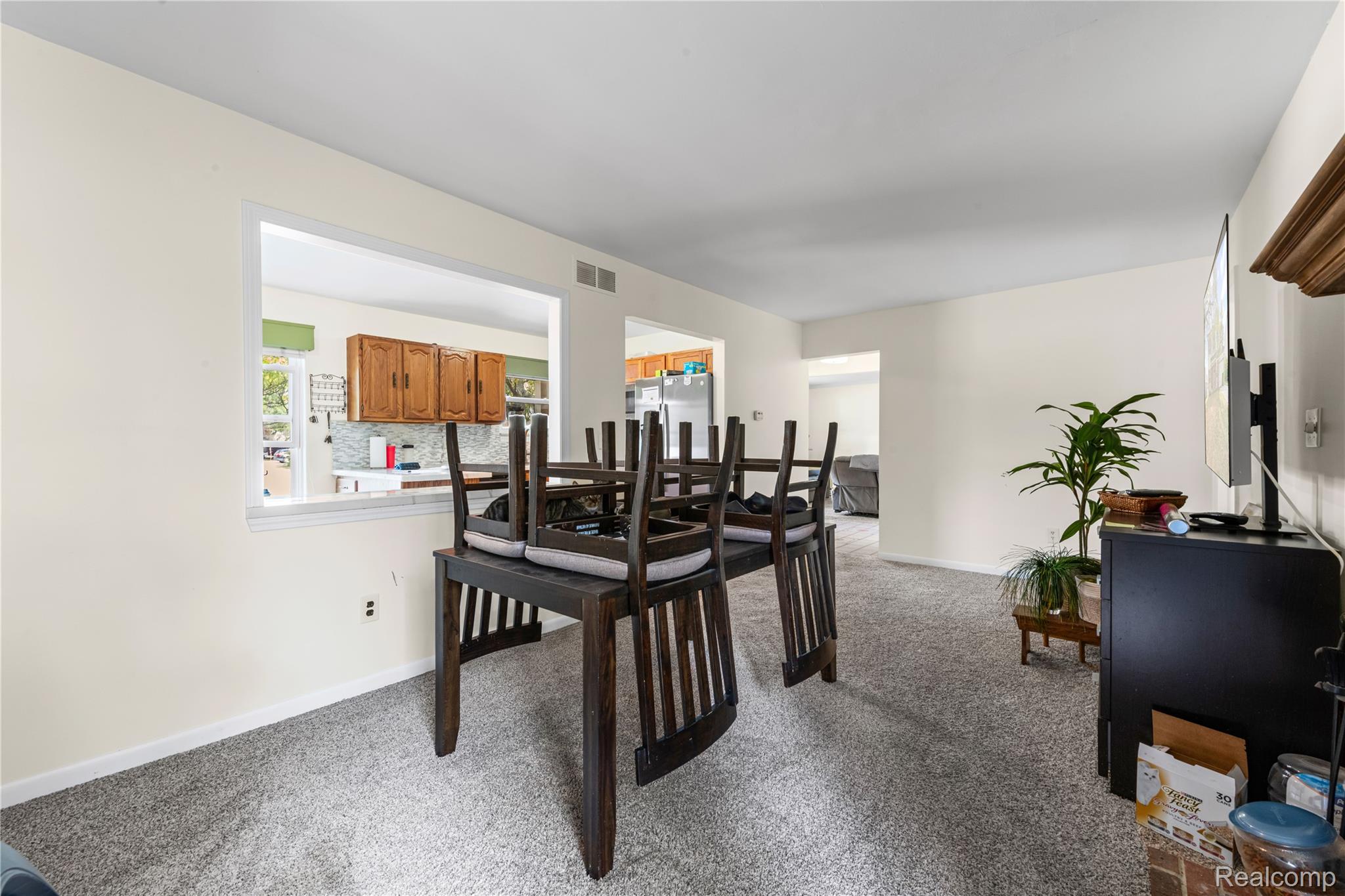 40209 Oak Tree