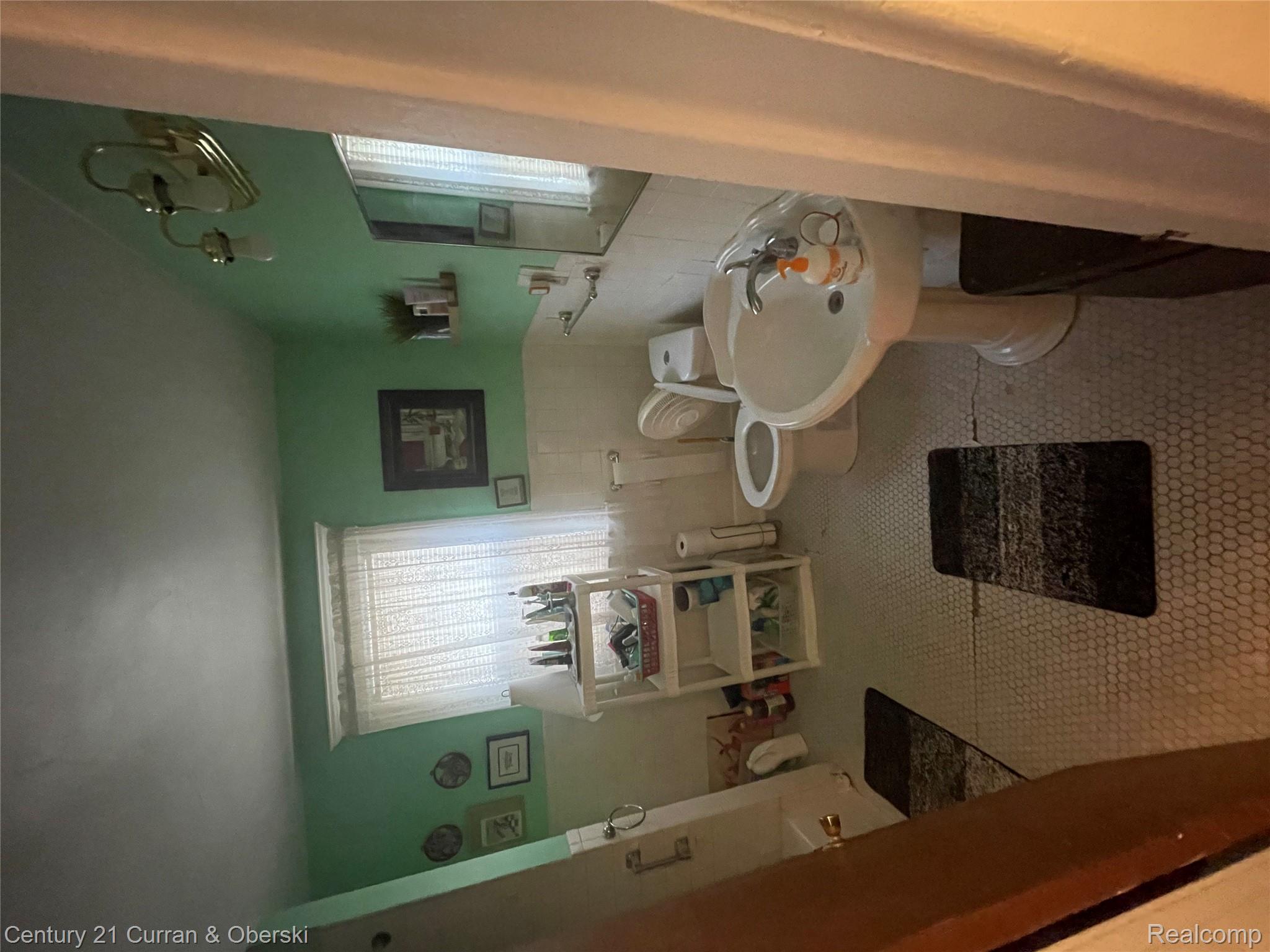 2688 W Philadelphia Street W