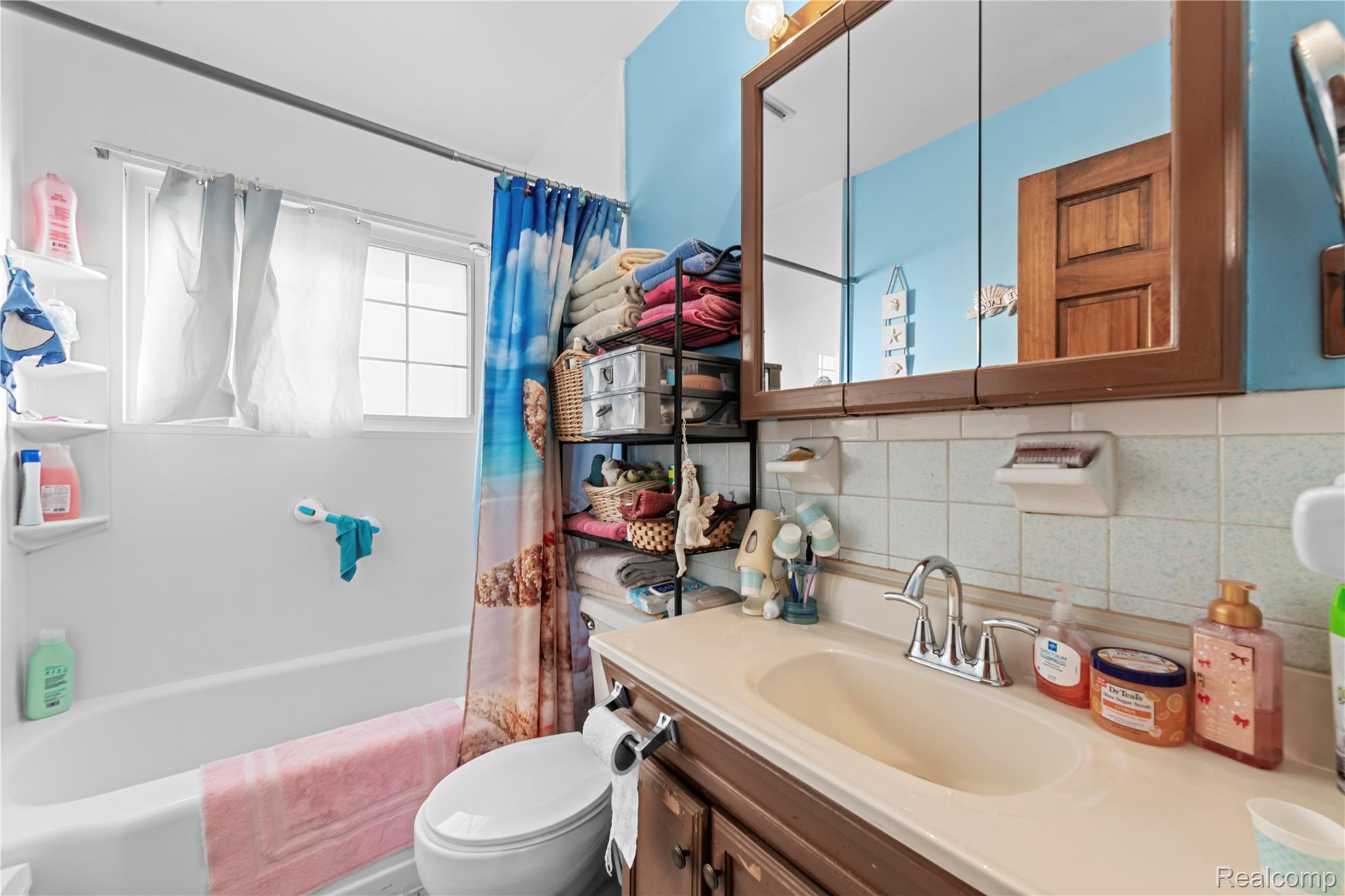 27616 Sheridan Street