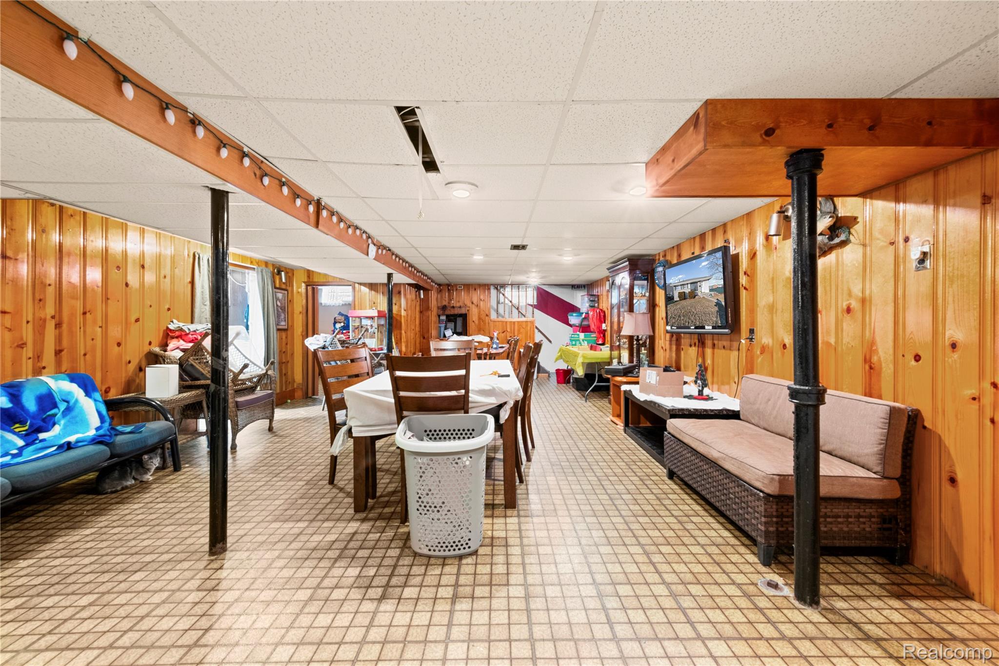 27616 Sheridan Street