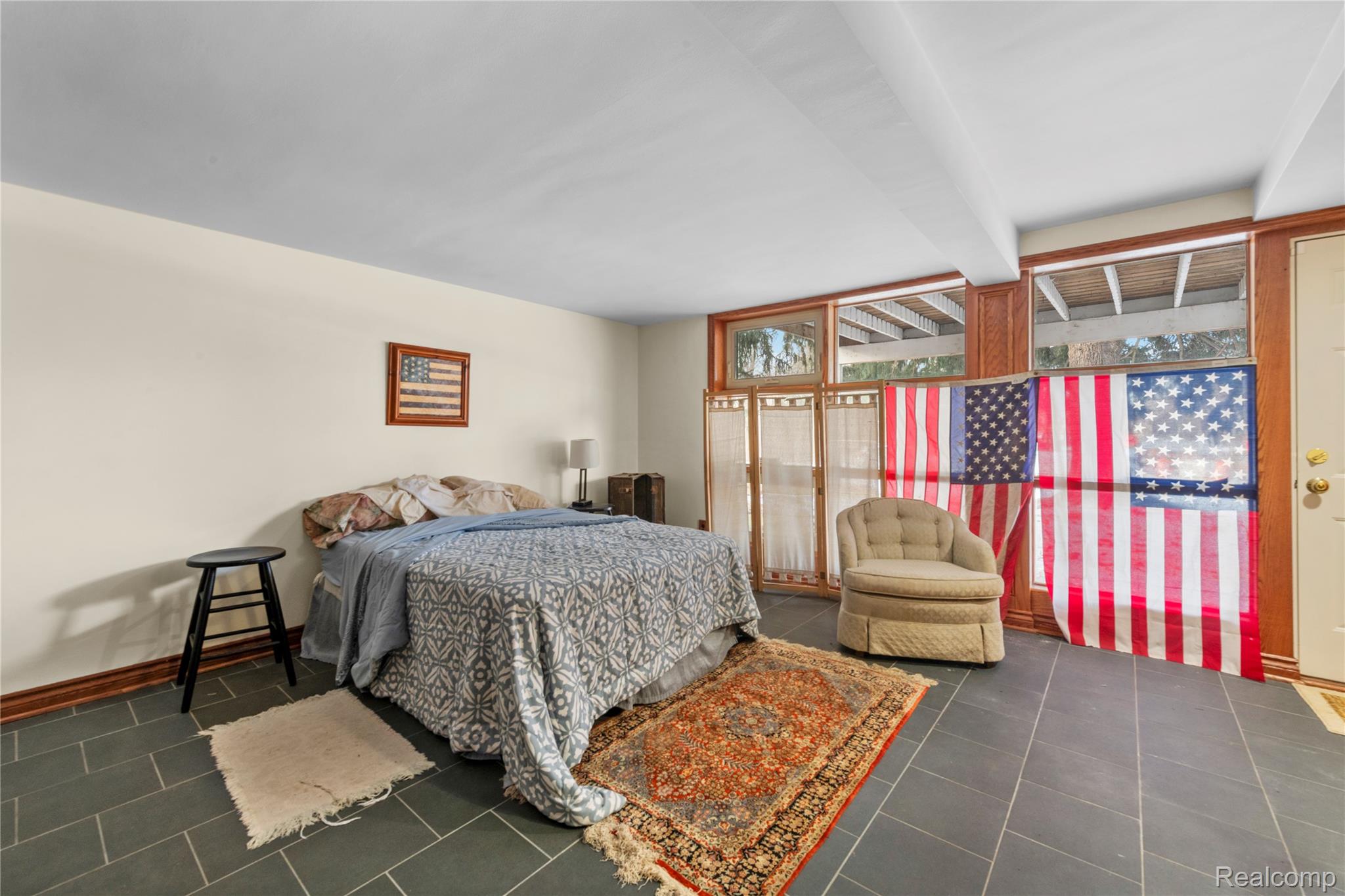 32998 Biddestone Lane