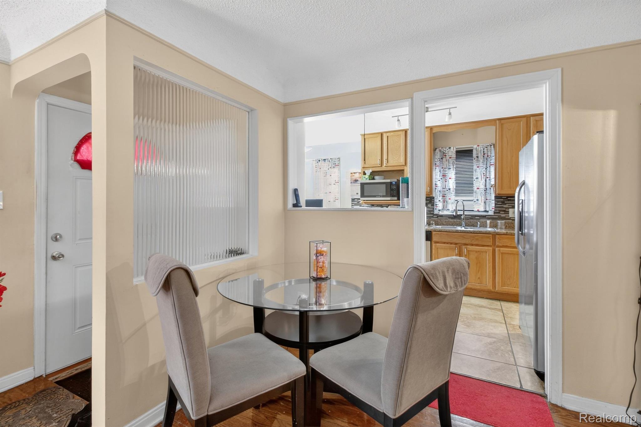11319 Woodbine