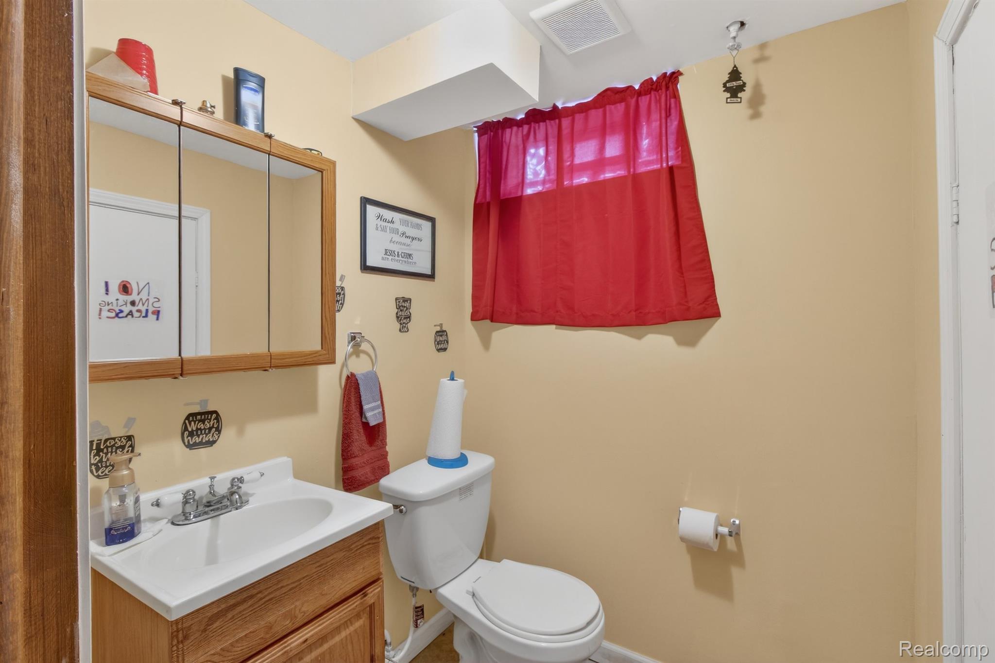 11319 Woodbine