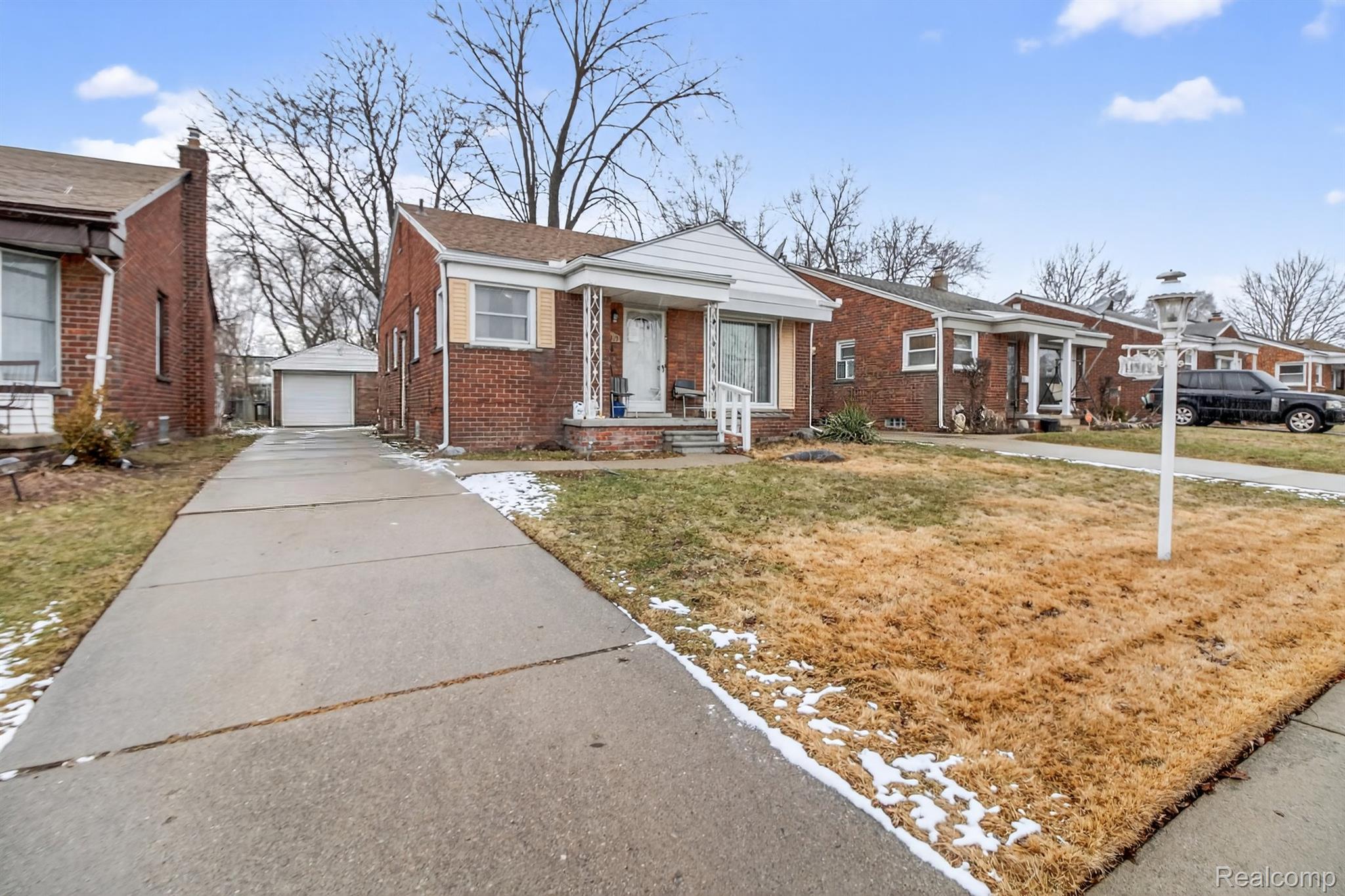 11319 Woodbine