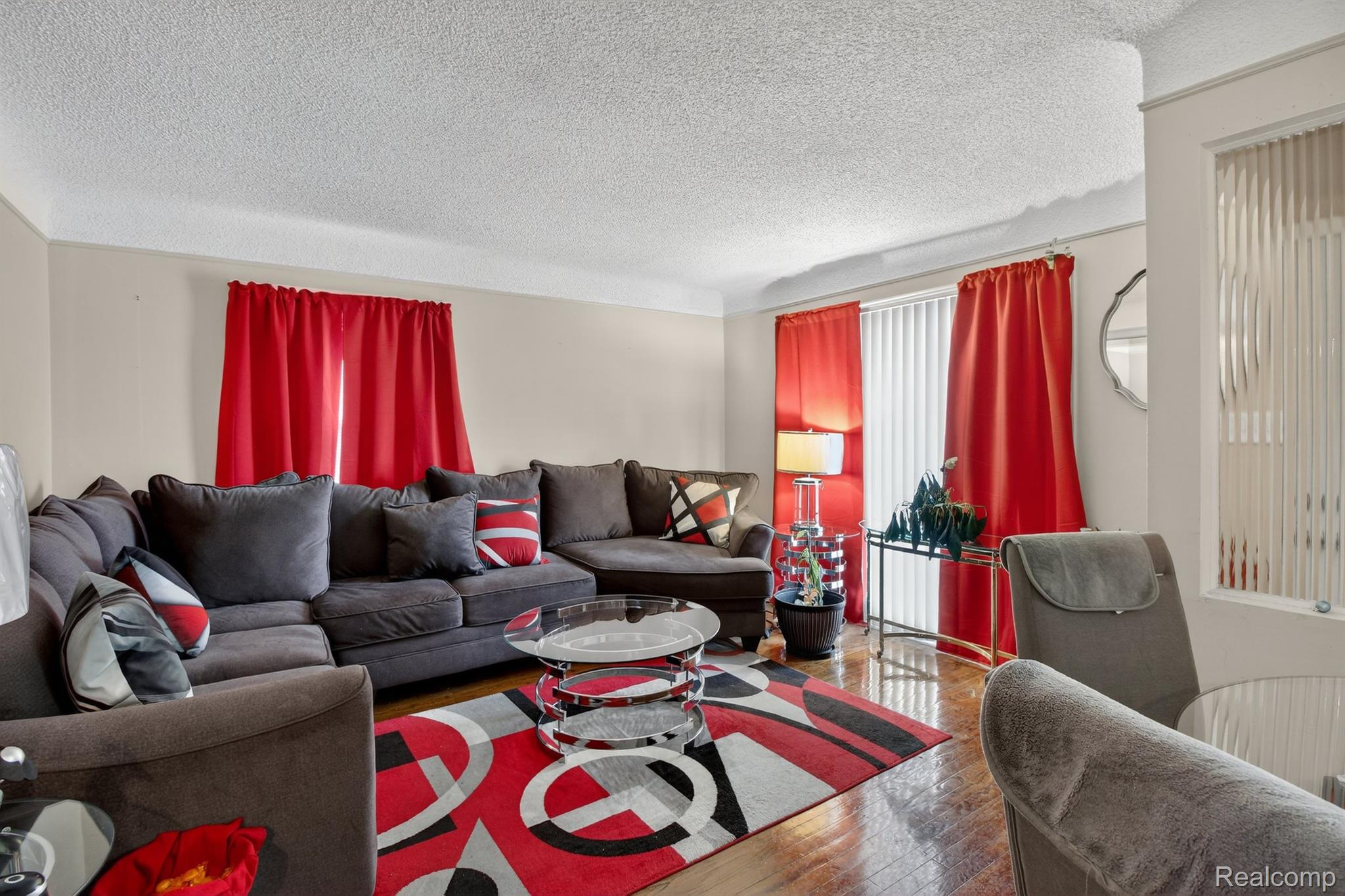 11319 Woodbine