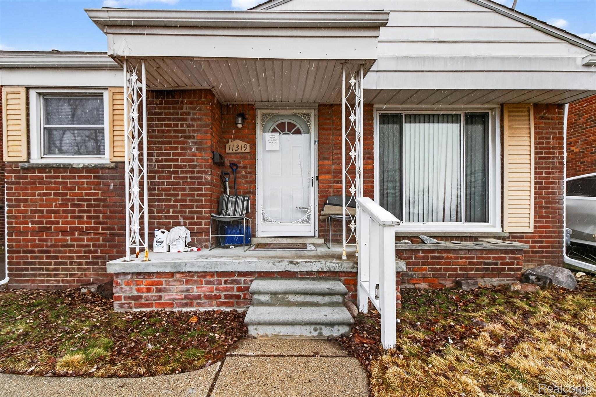 11319 Woodbine