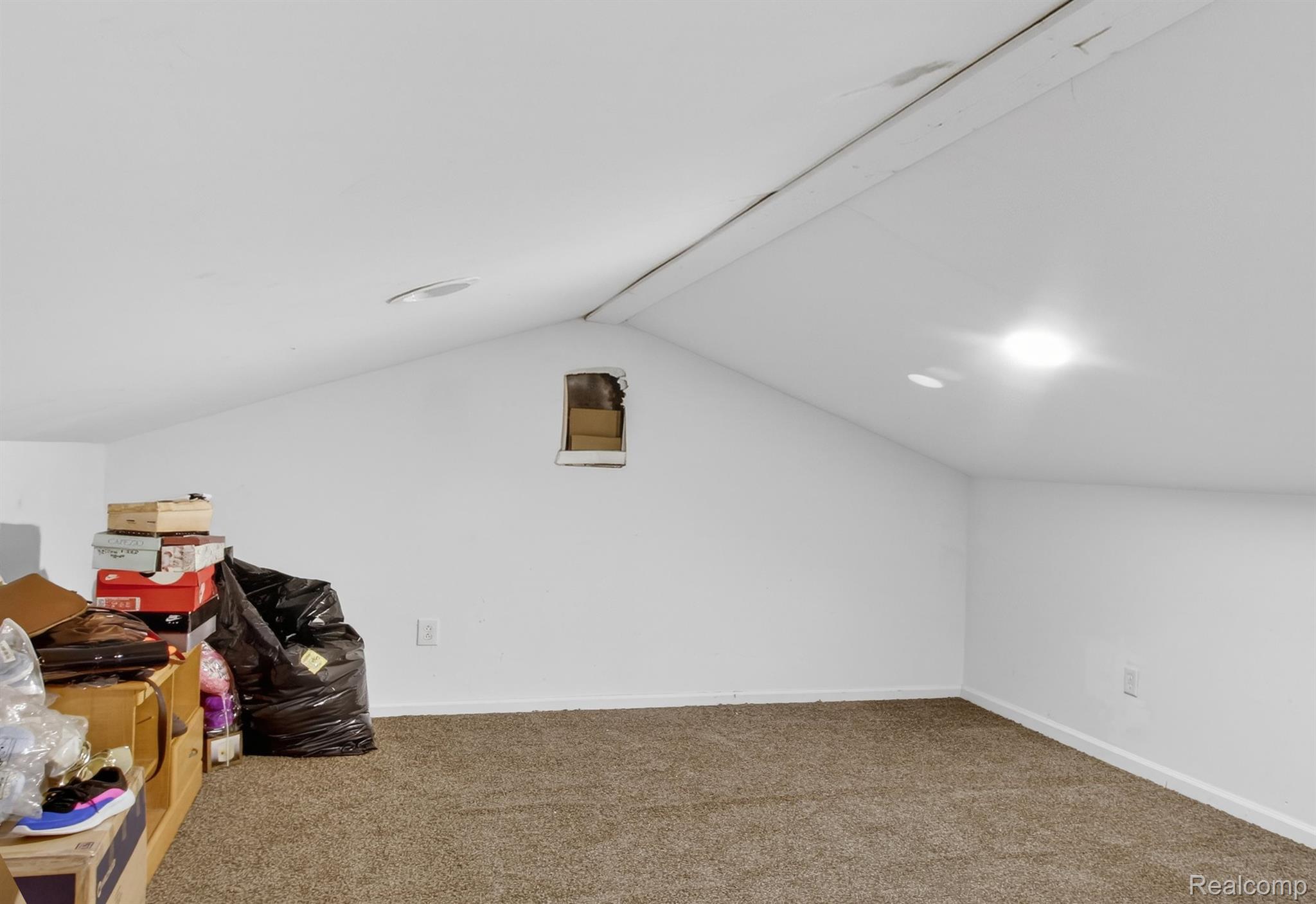11319 Woodbine