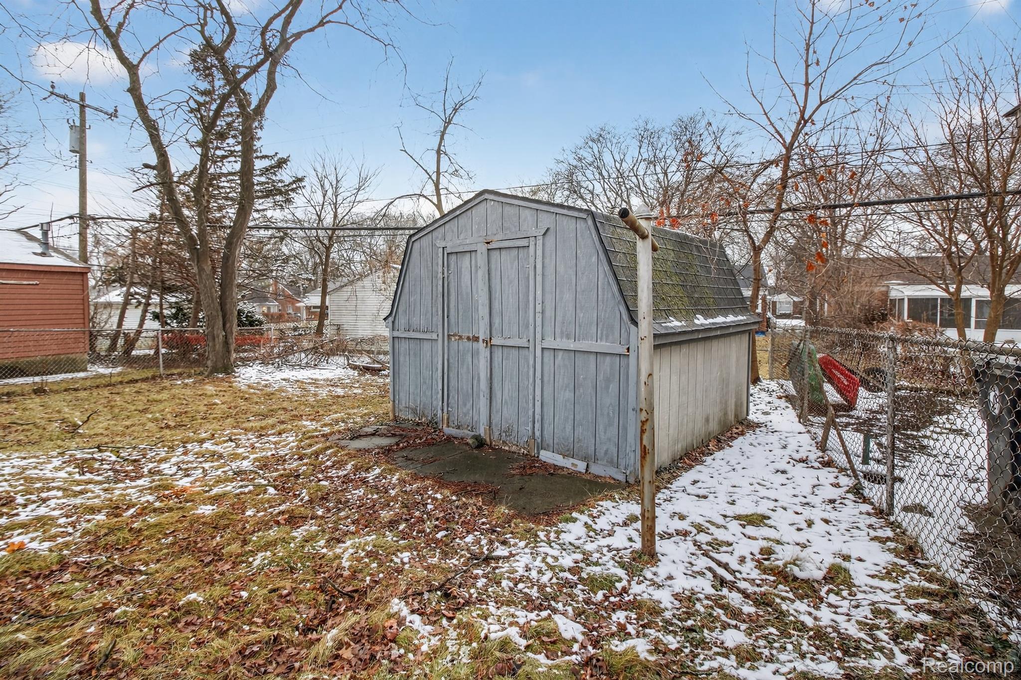 11319 Woodbine