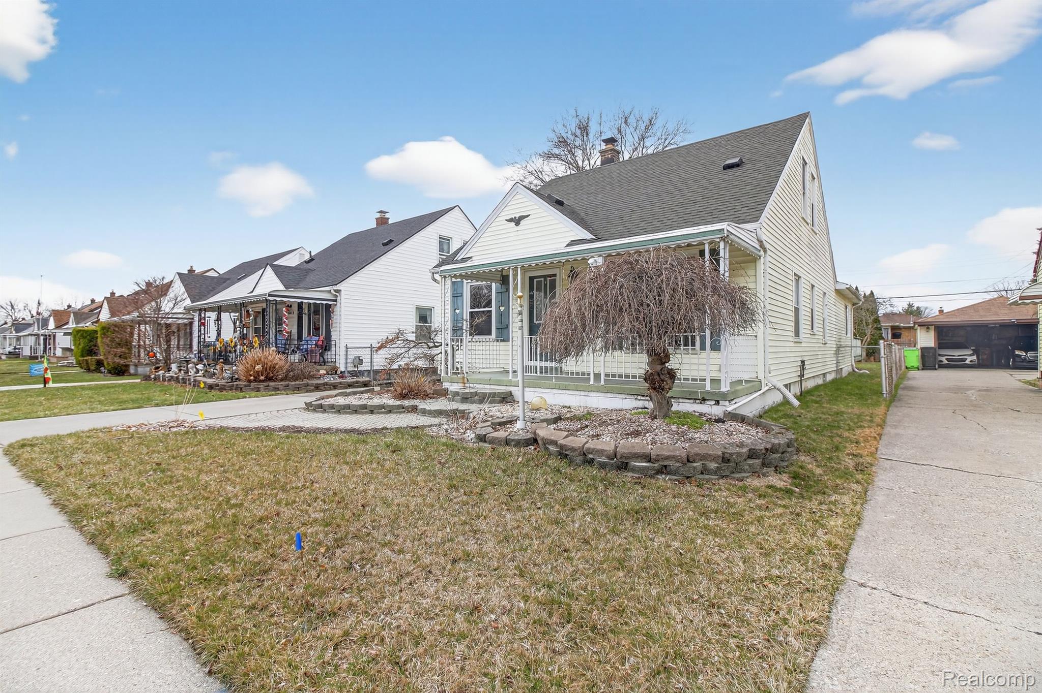 29901 Kelly Road