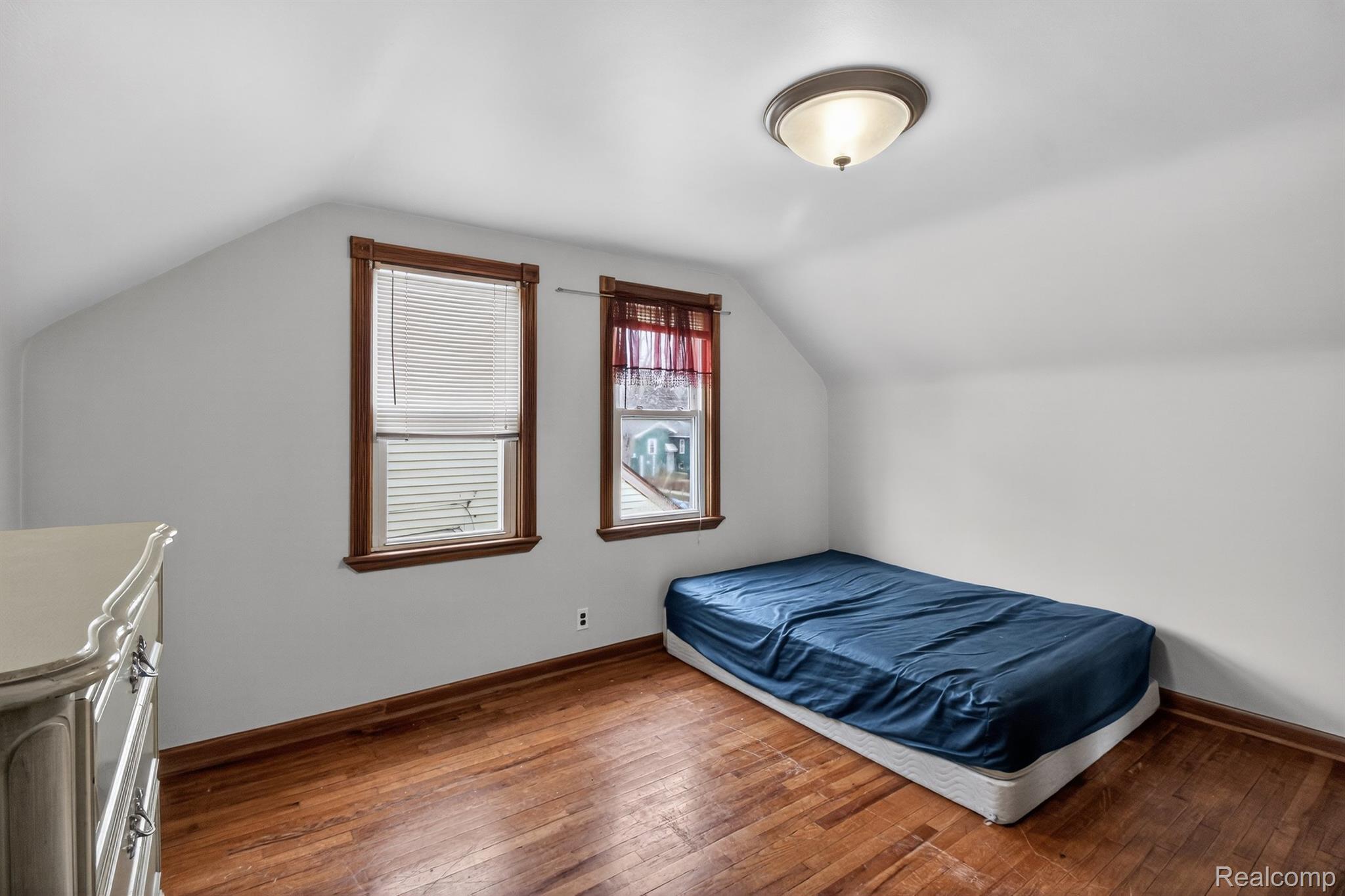 29901 Kelly Road