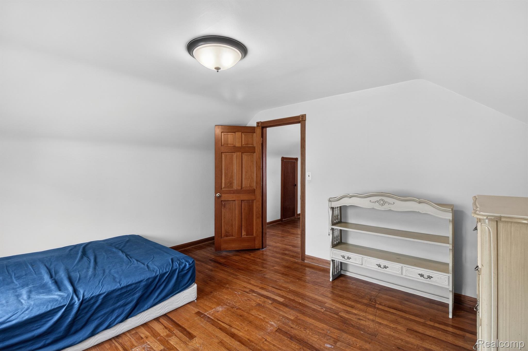 29901 Kelly Road