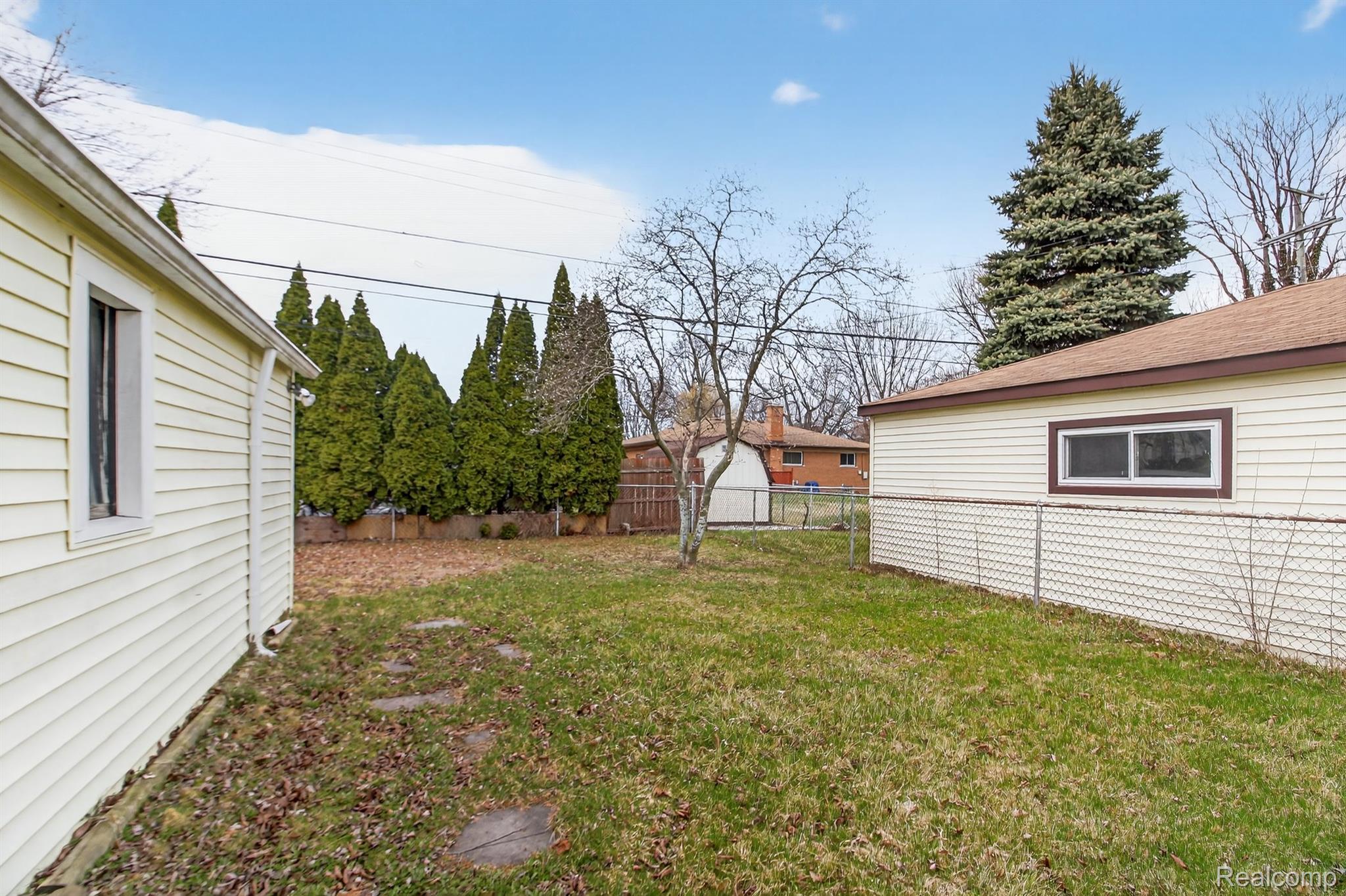 29901 Kelly Road