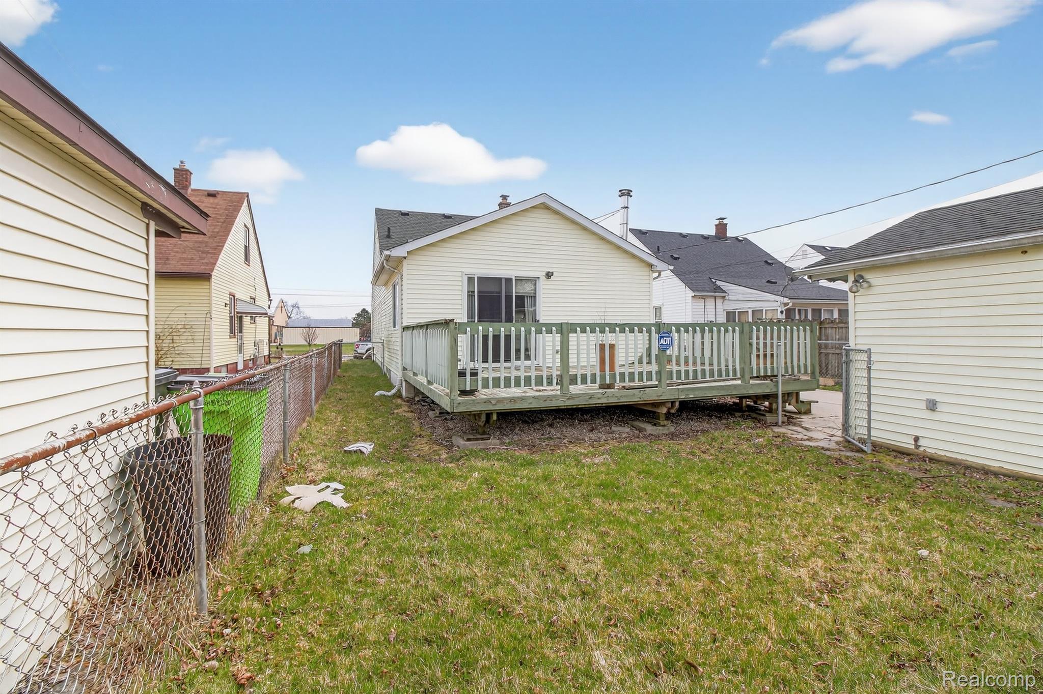 29901 Kelly Road