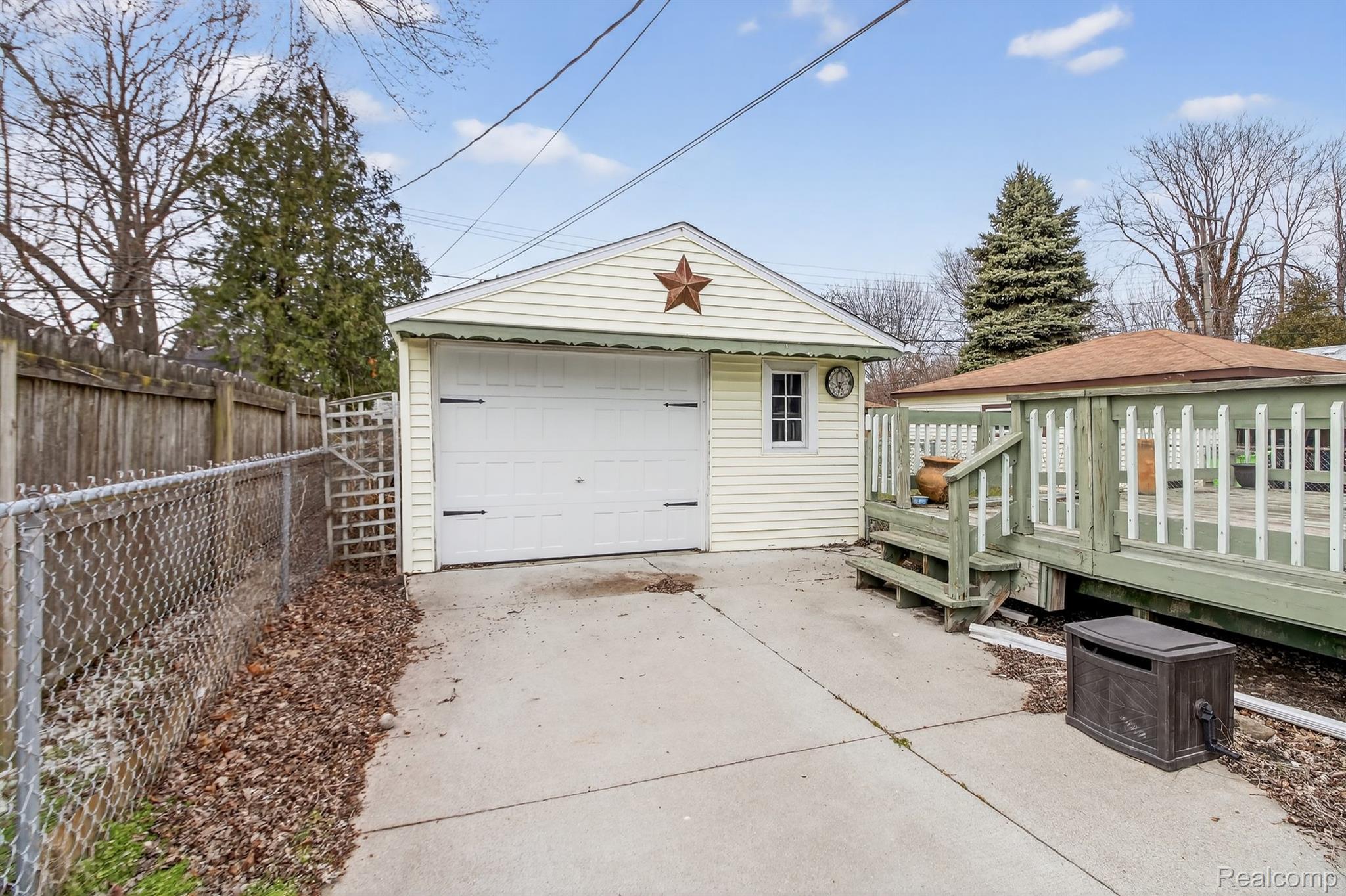29901 Kelly Road