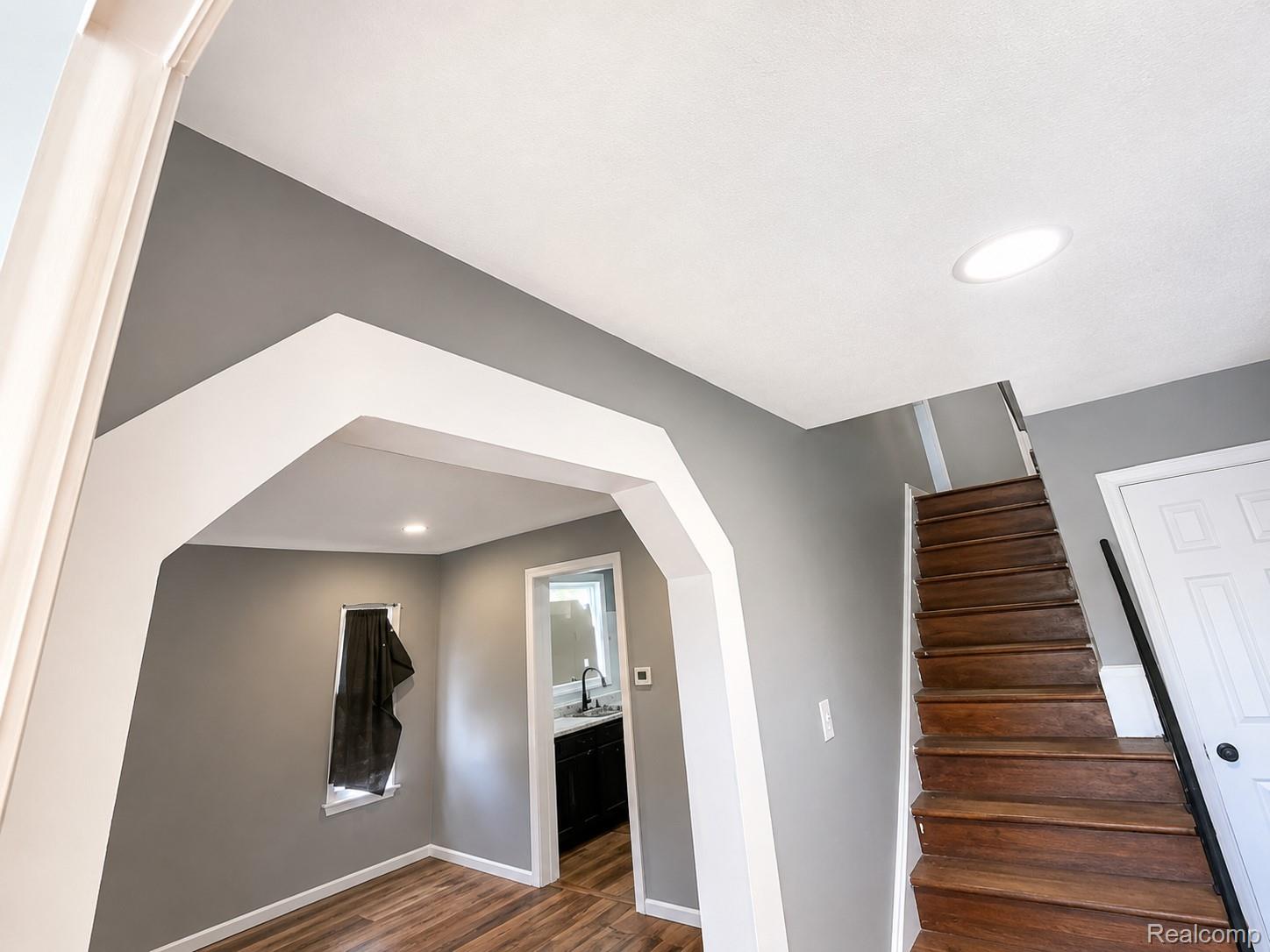14205 Strathmoor Street
