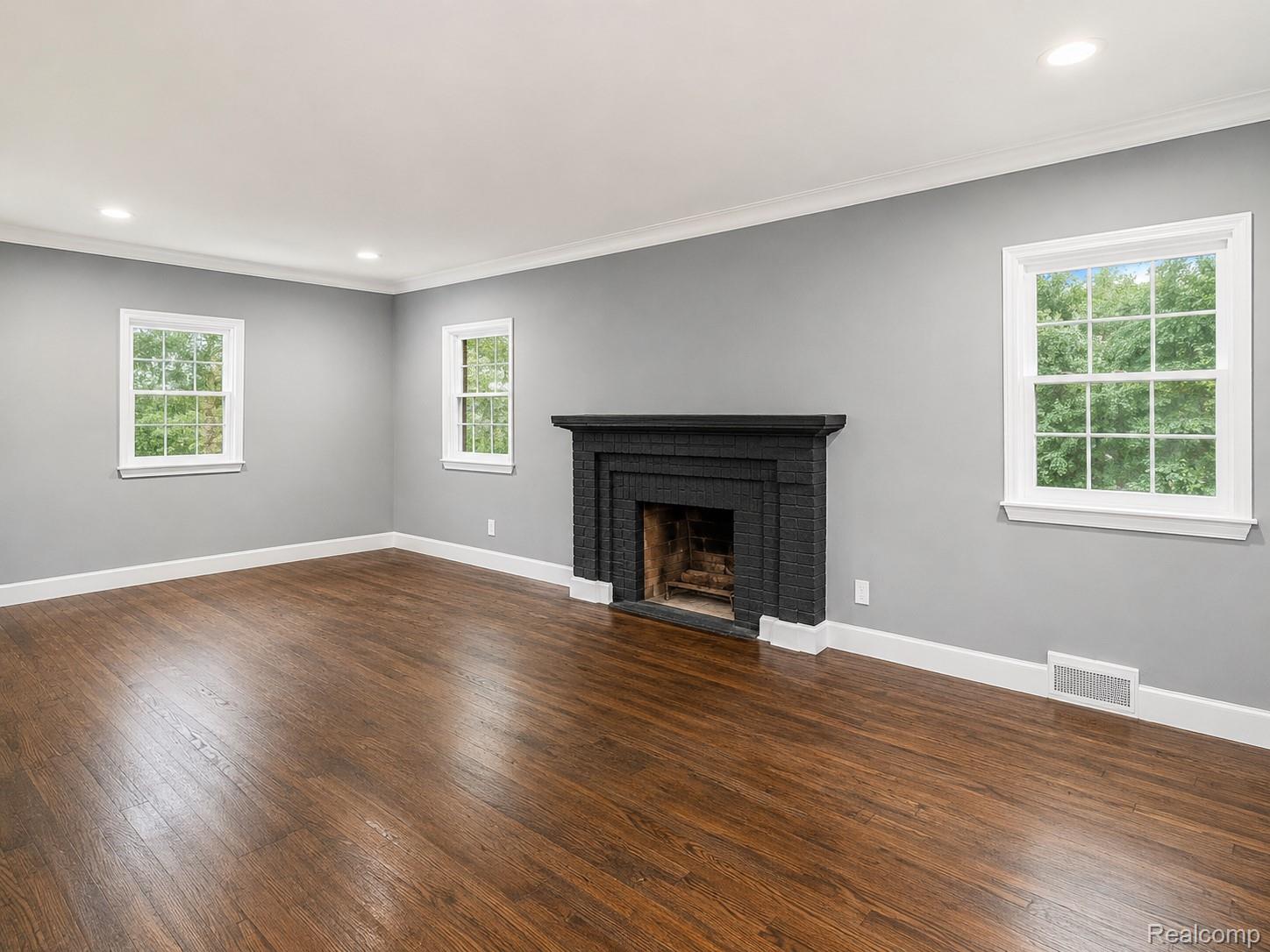 14205 Strathmoor Street