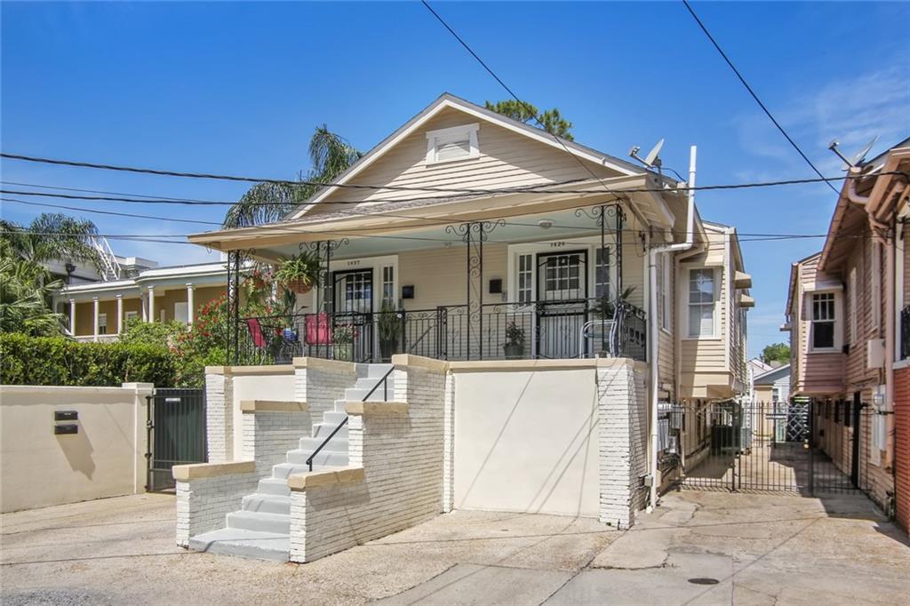 1429 N DERBIGNY Street