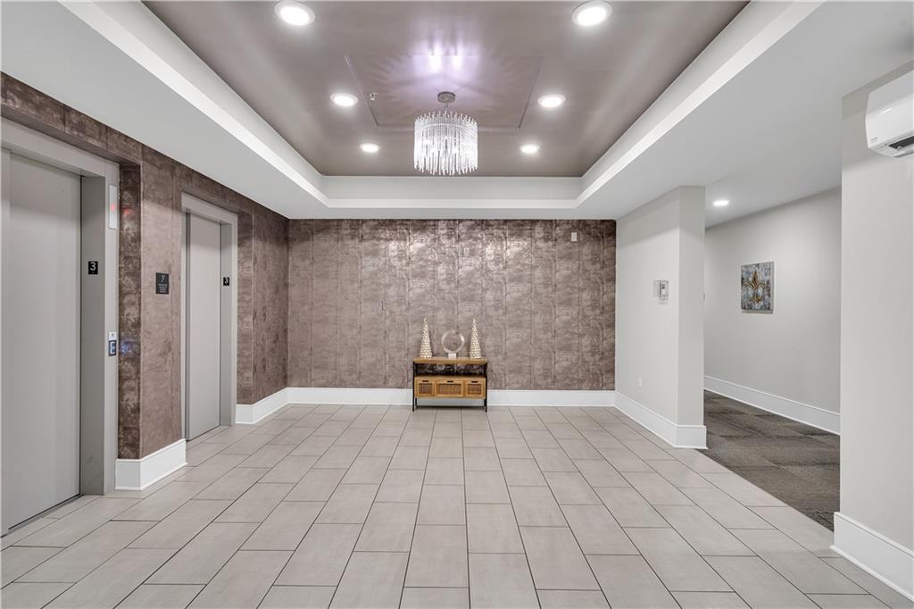 900 BARTHOLOMEW Street 320