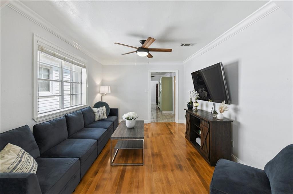 8911 EDINBURGH Drive