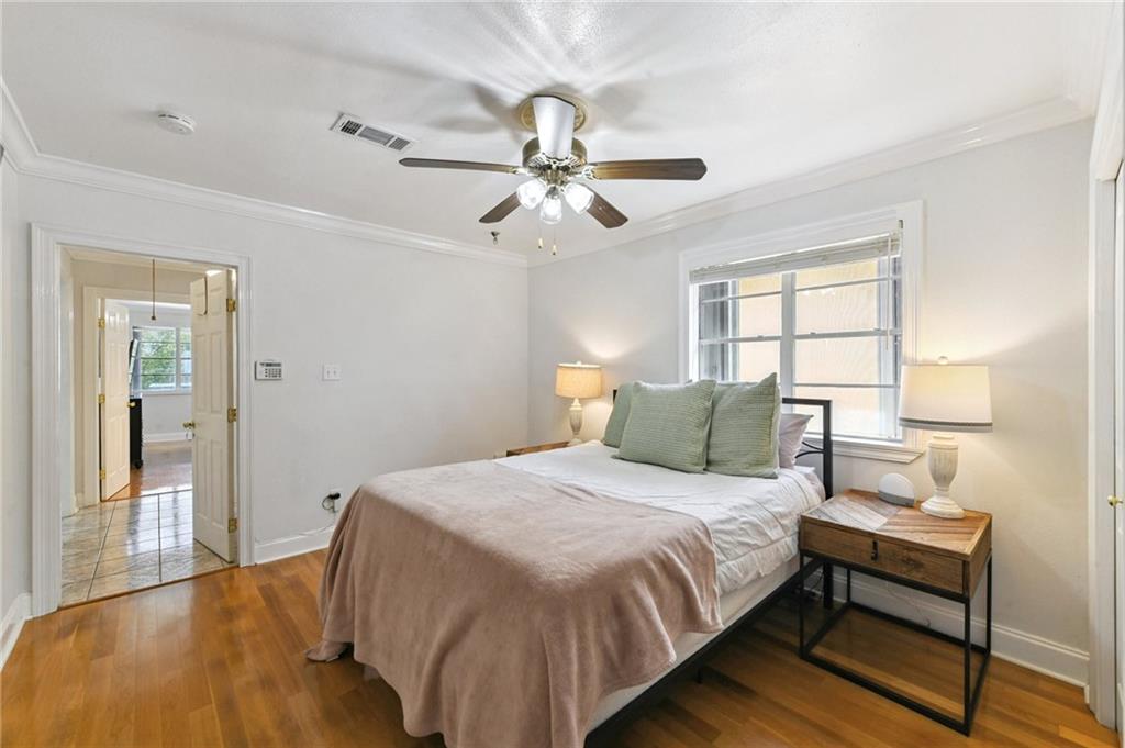 8911 EDINBURGH Drive