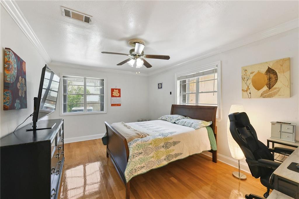 8911 EDINBURGH Drive