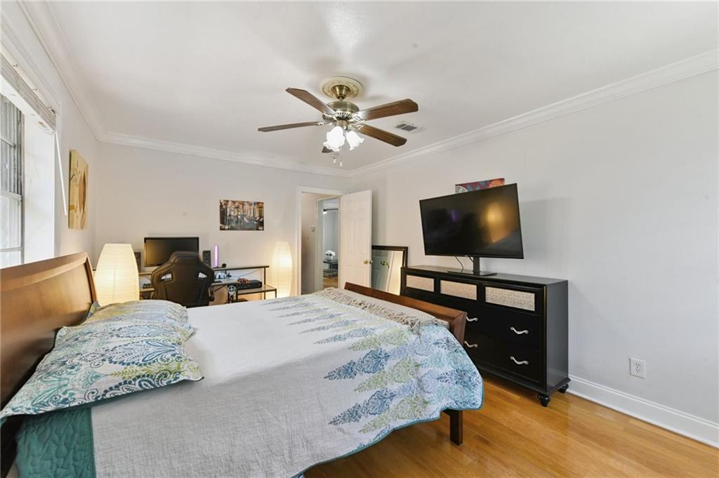 8911 EDINBURGH Drive