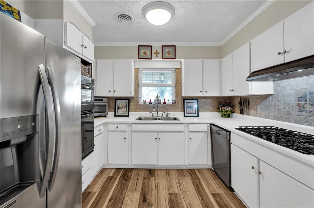 4105 BISSONET Drive