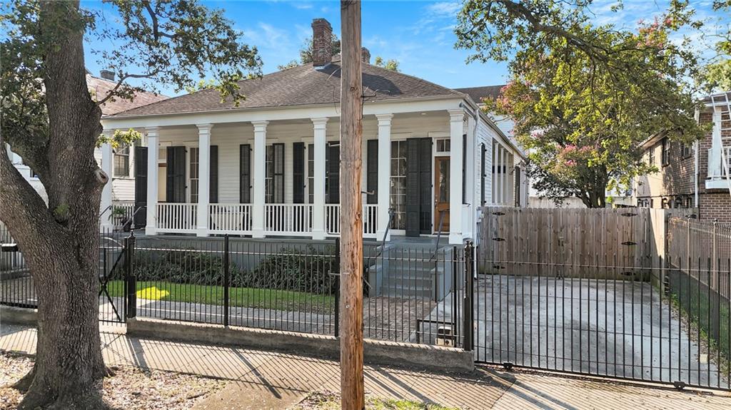 2228 BRAINARD Street