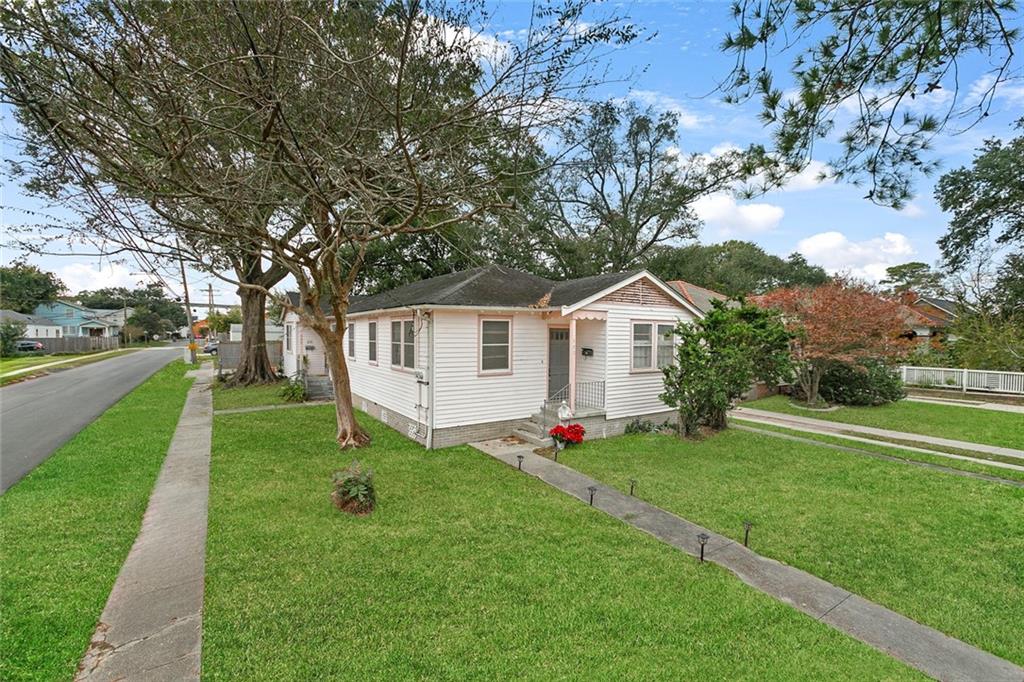 302 DODGE Avenue