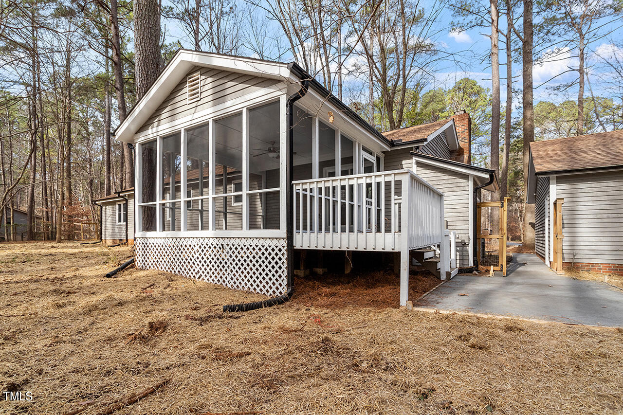 6017 Old Horseman Trail