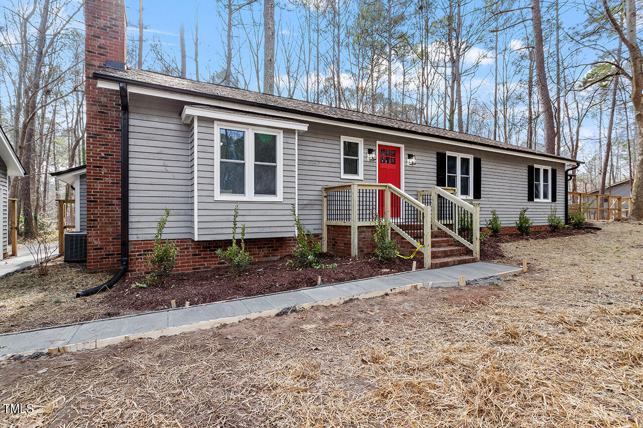 6017 Old Horseman Trail