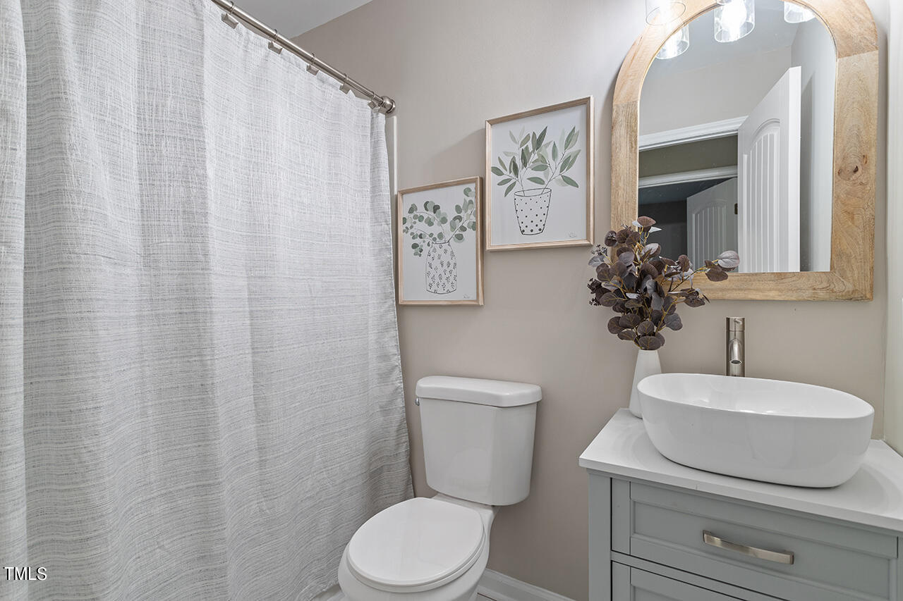 6017 Old Horseman Trail