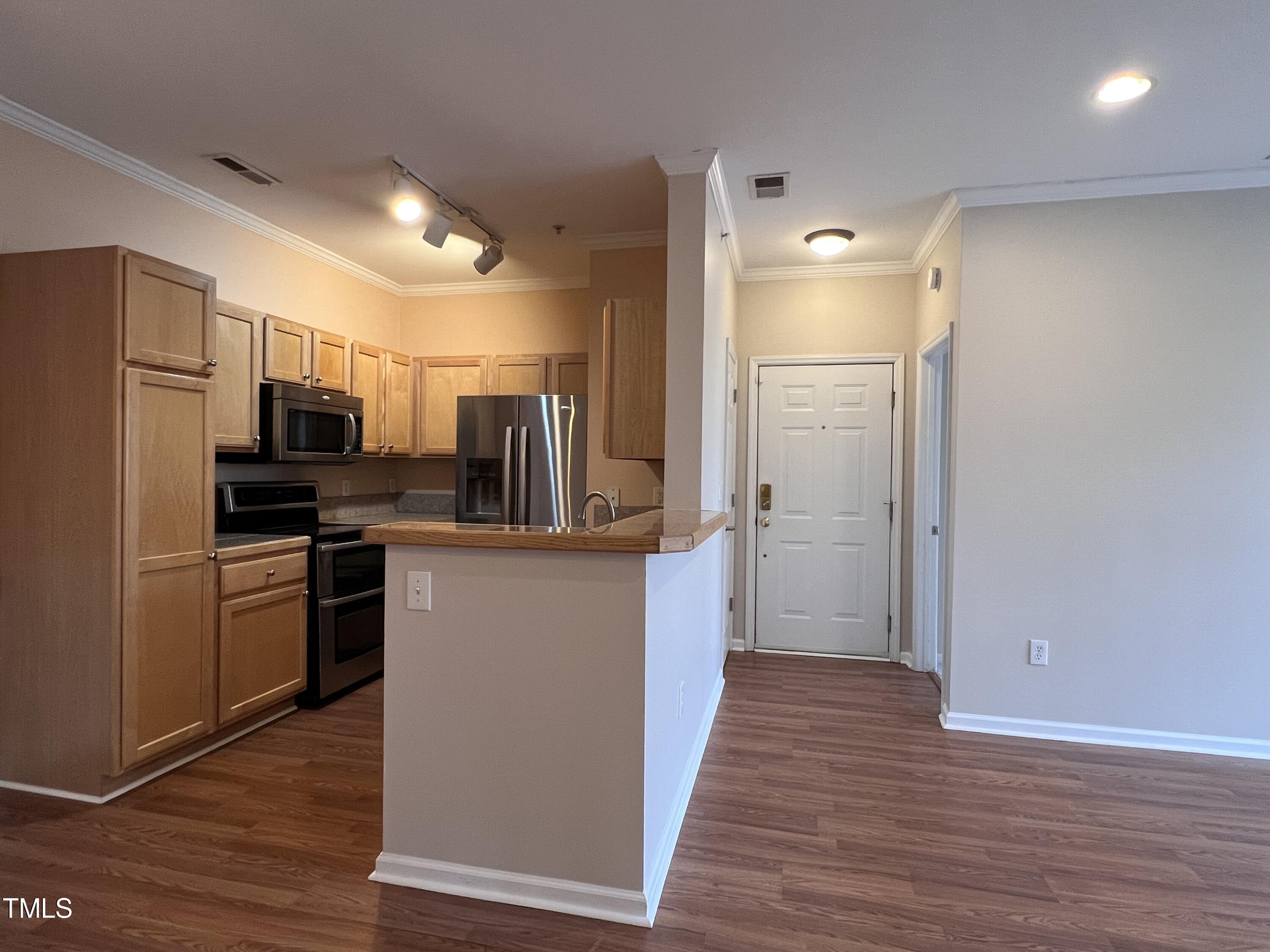 801 Moratuck Drive # 308
