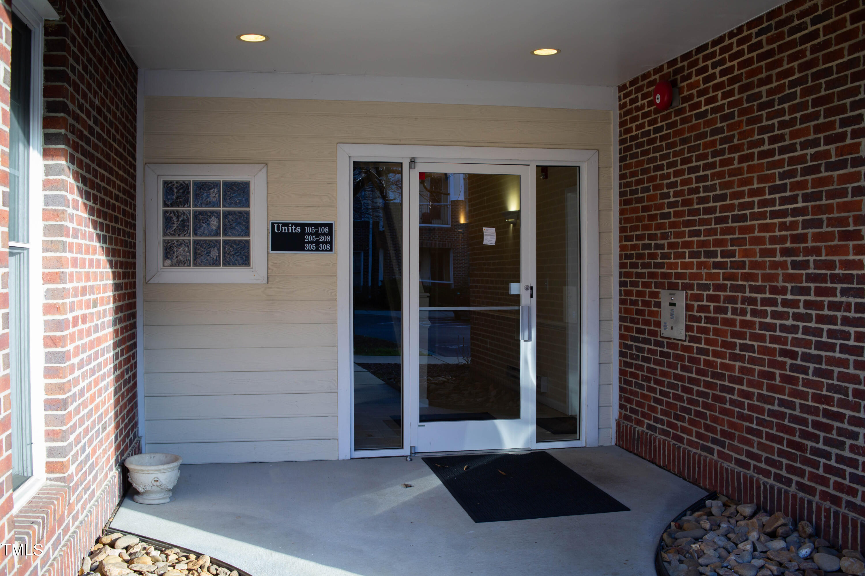 801 Moratuck Drive # 308