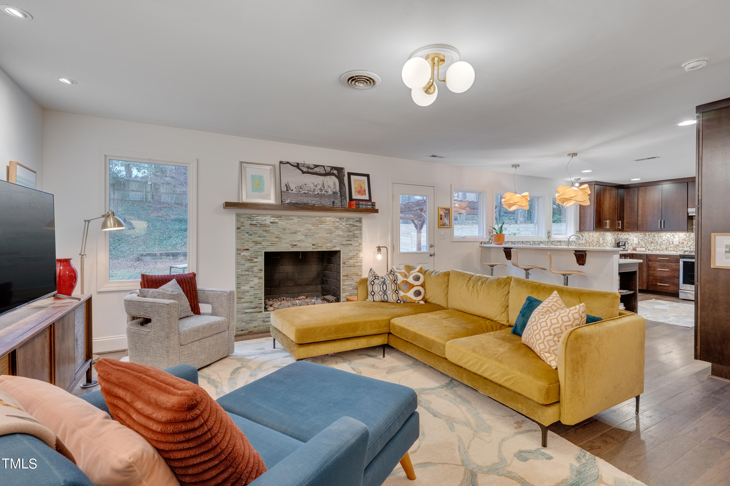 904 Plateau Lane