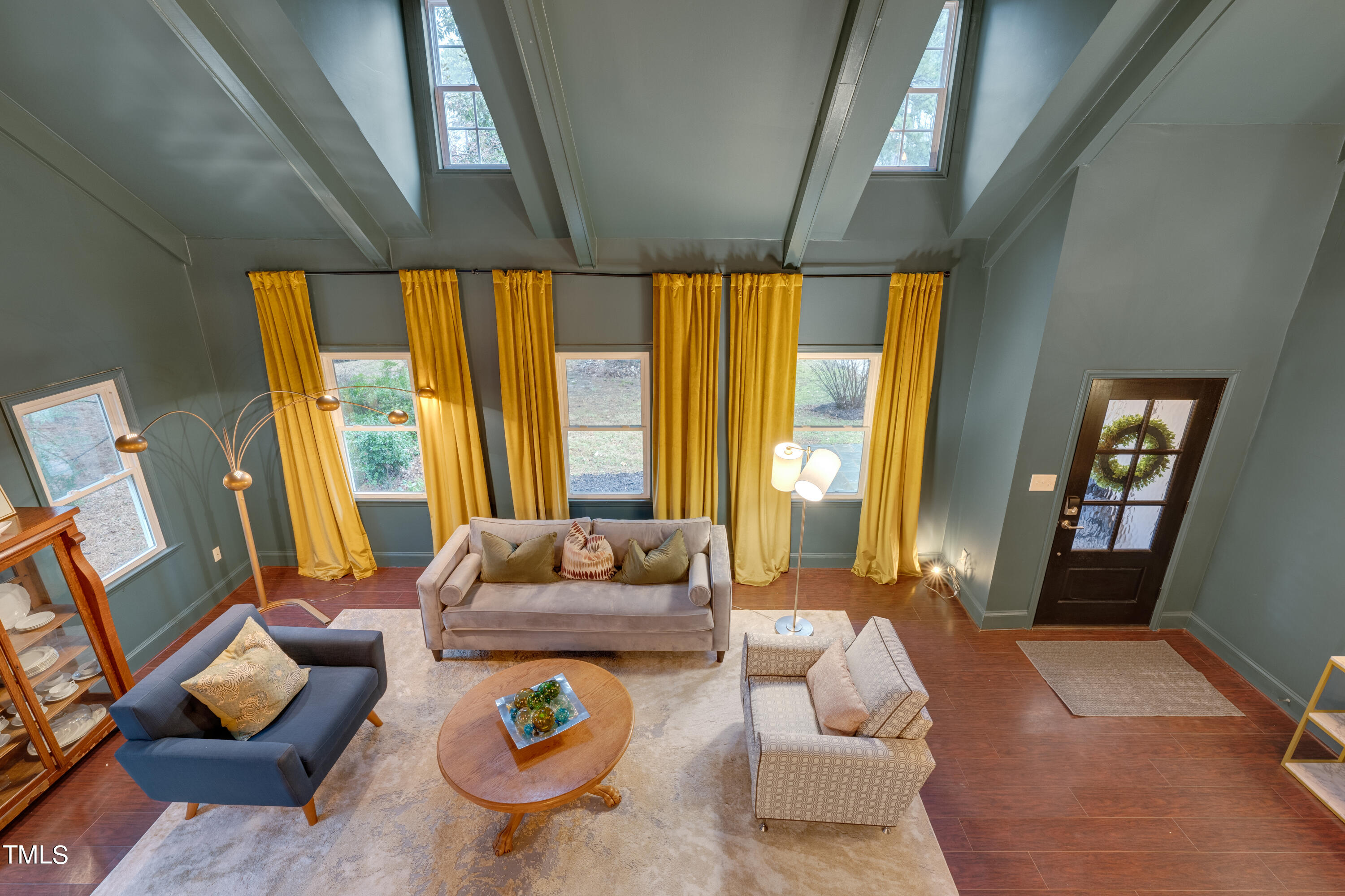 904 Plateau Lane