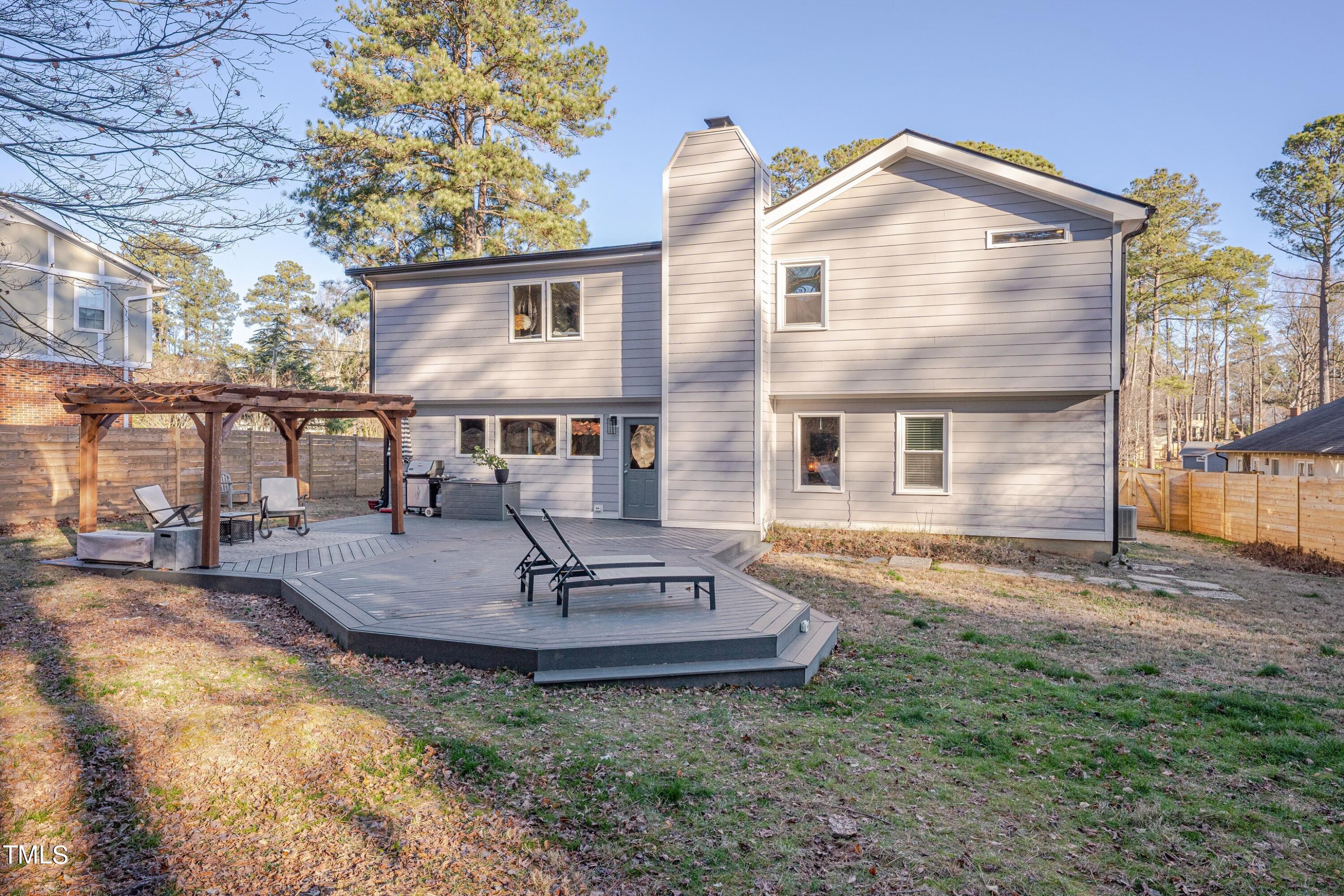904 Plateau Lane