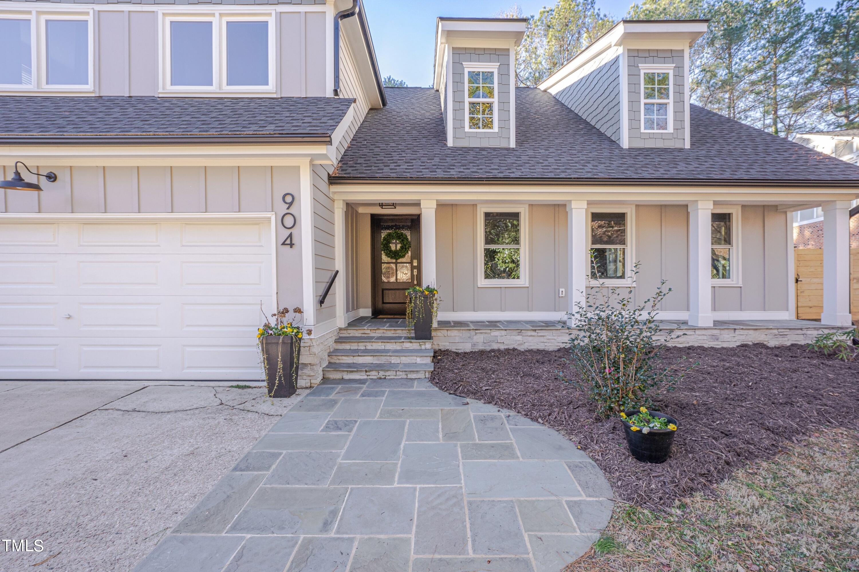 904 Plateau Lane