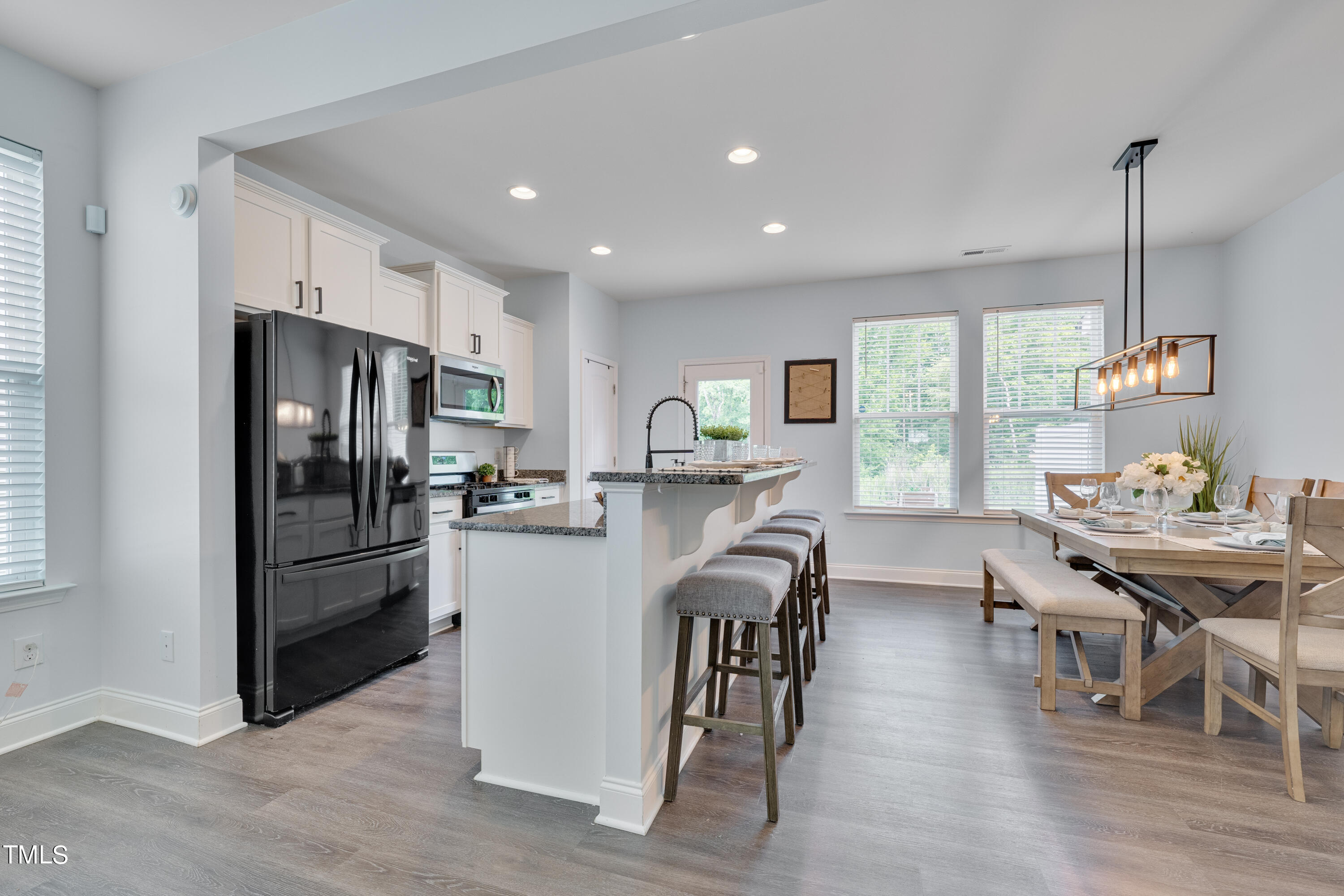 354 E Porthaven Way