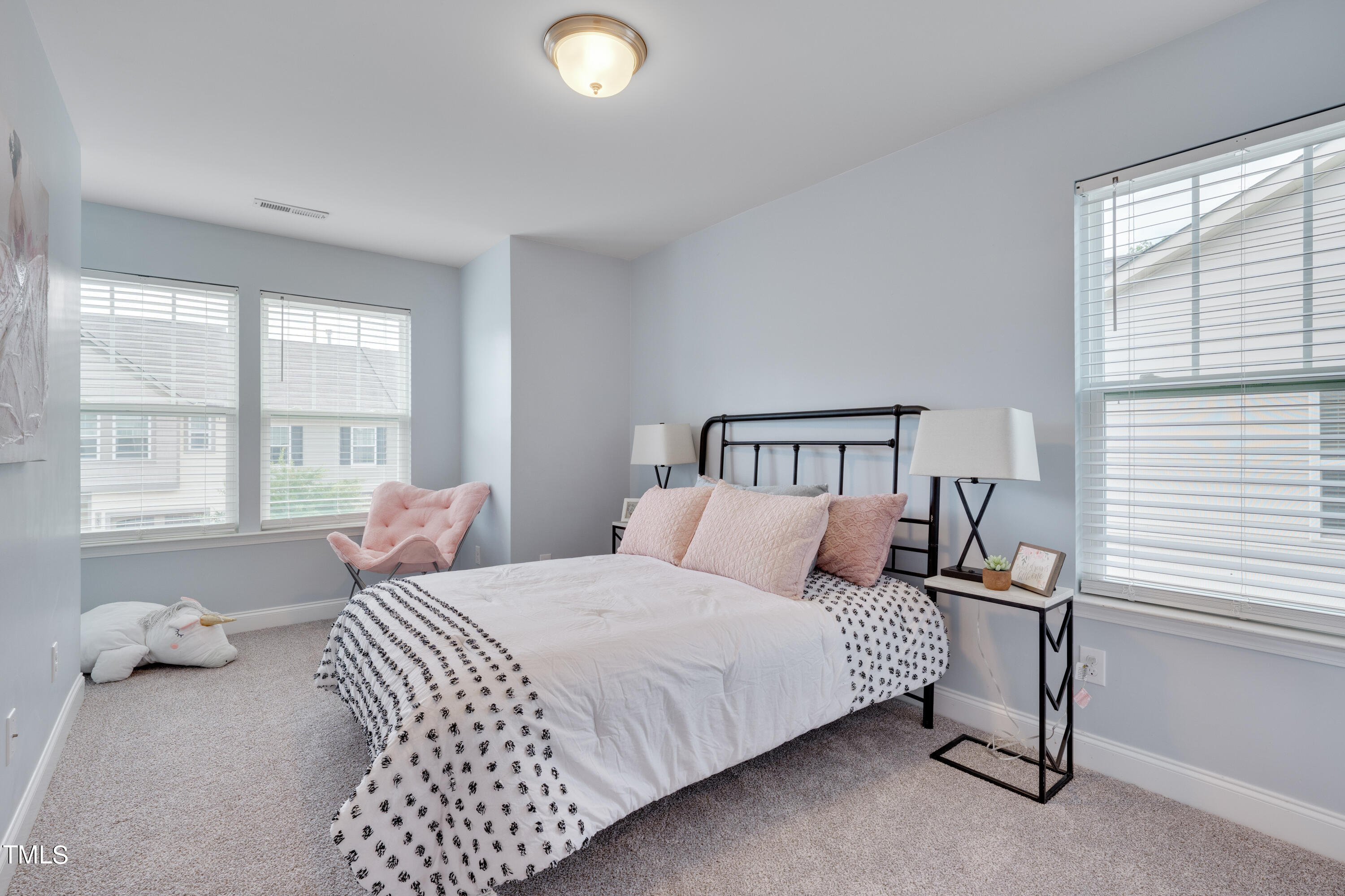 354 E Porthaven Way