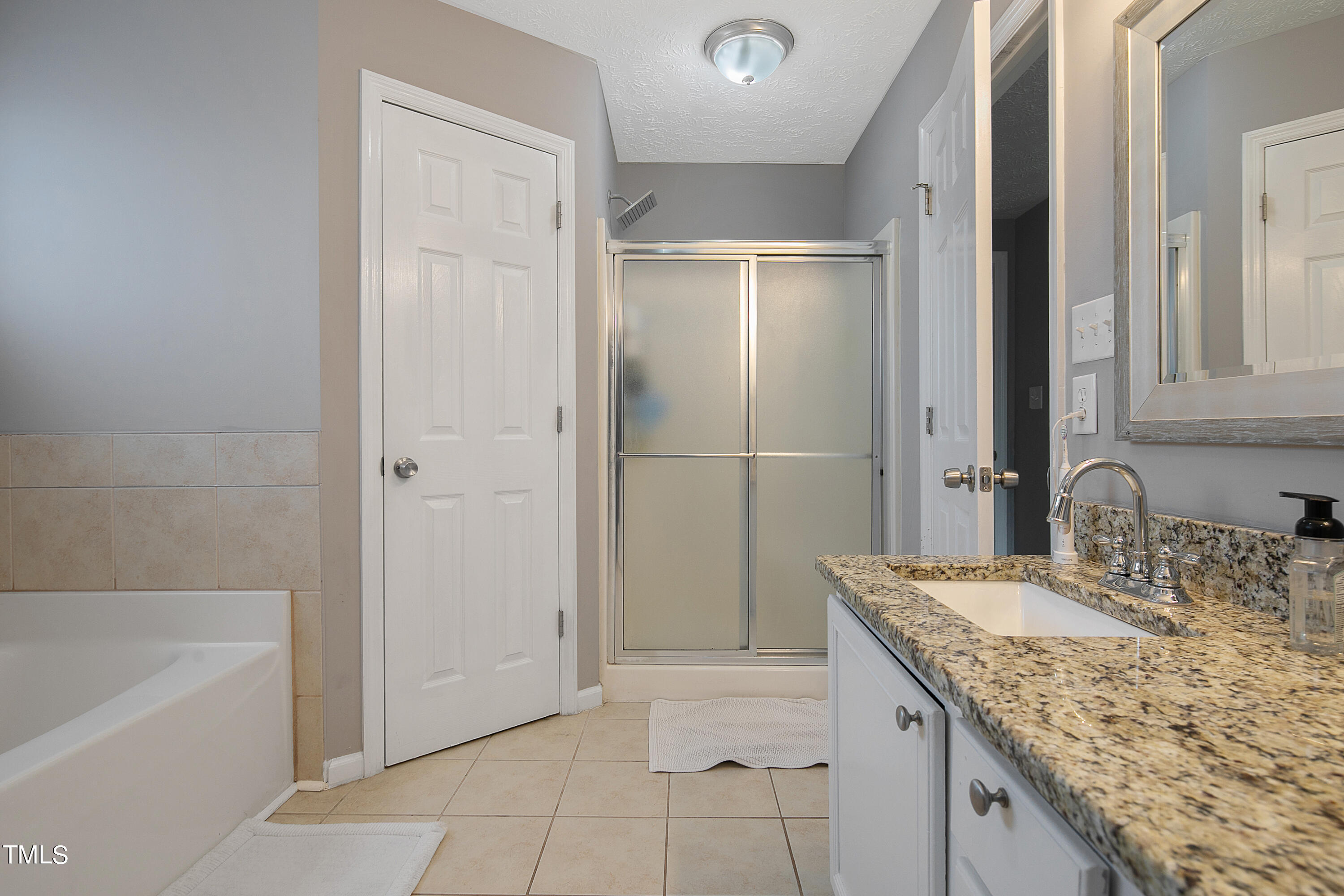5525 Walking Trail Way