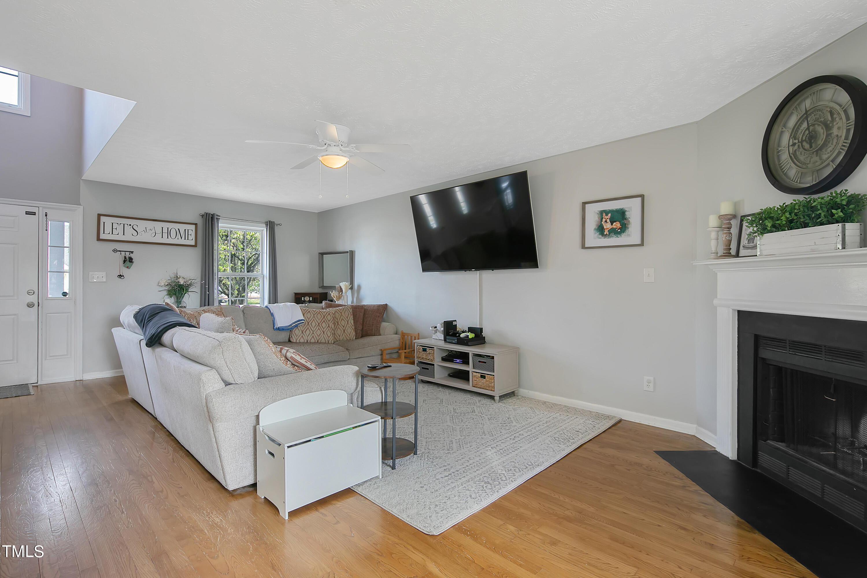 5525 Walking Trail Way