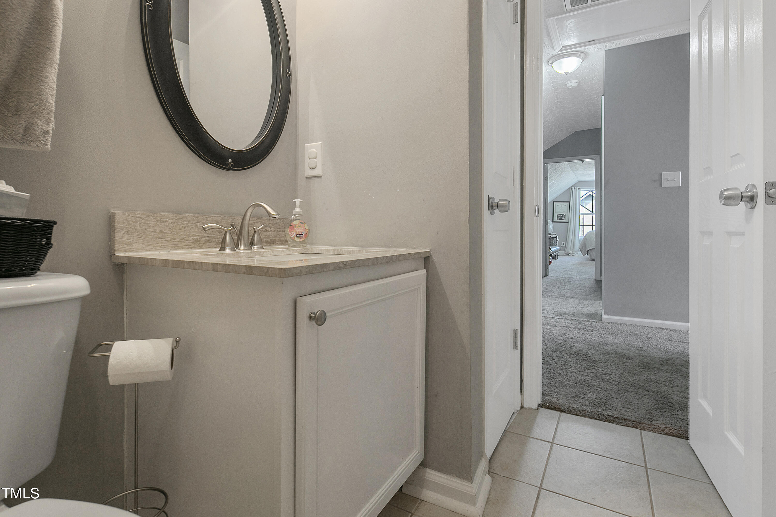 5525 Walking Trail Way