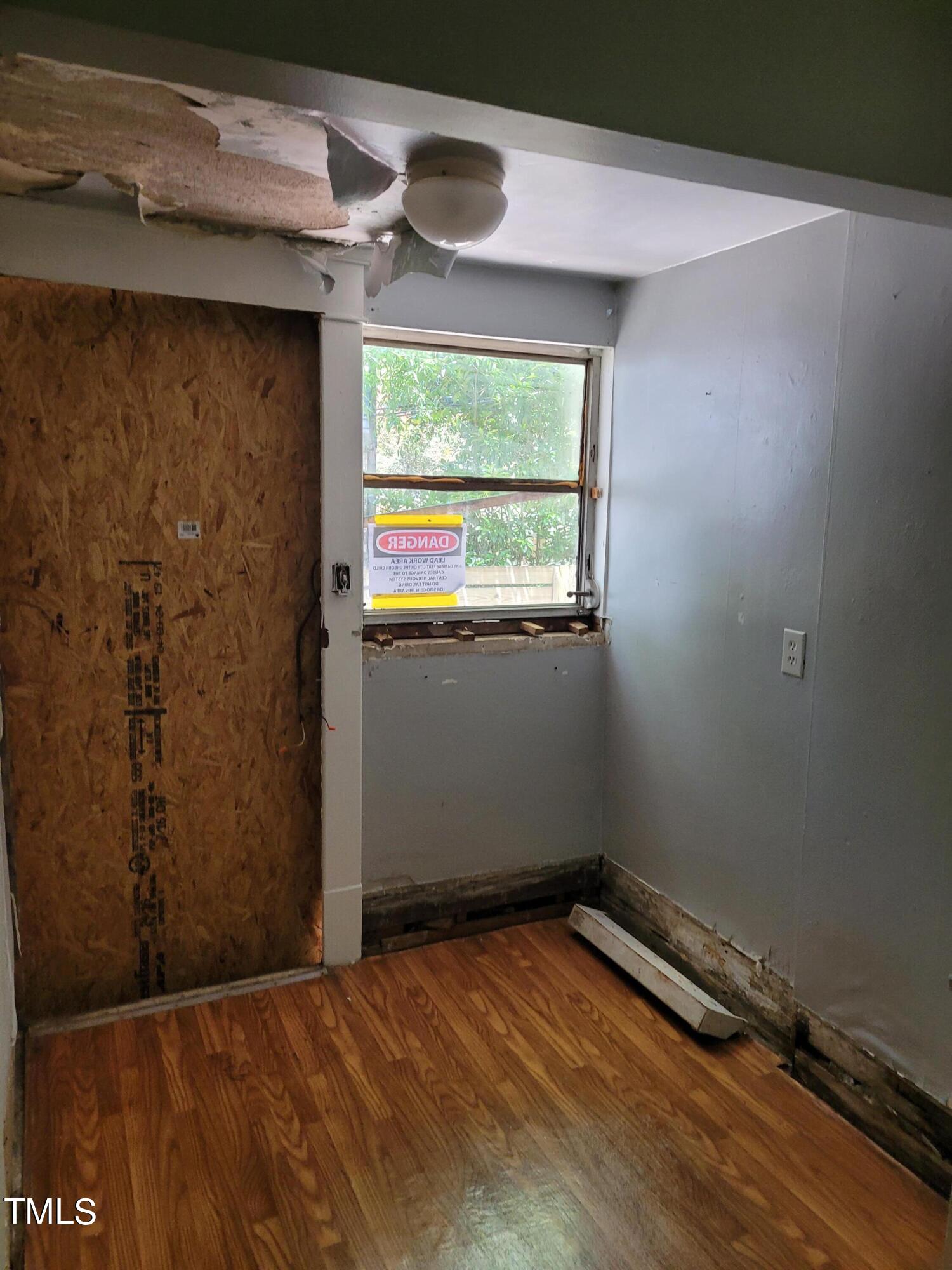 924 W Trinity Avenue