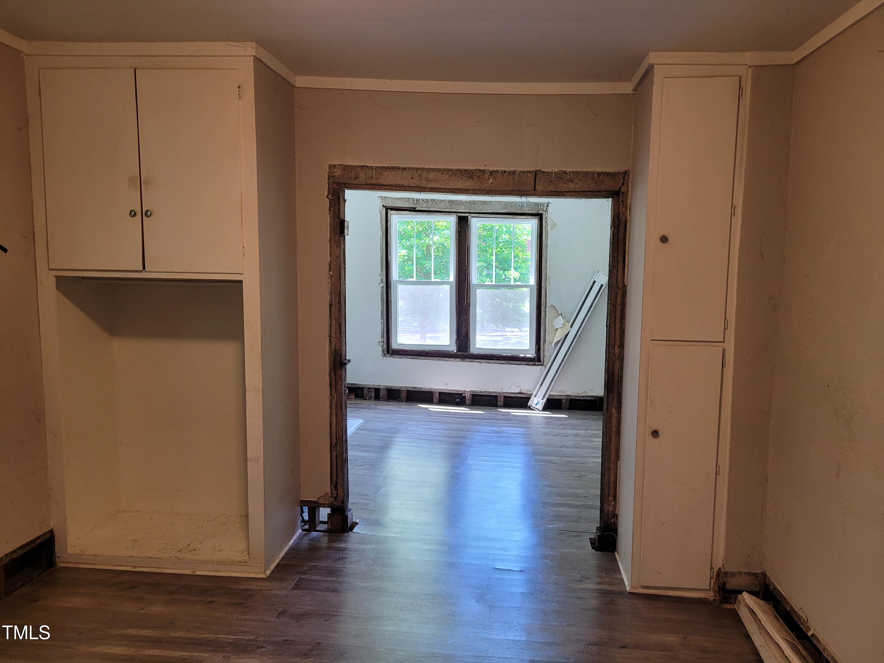 924 W Trinity Avenue